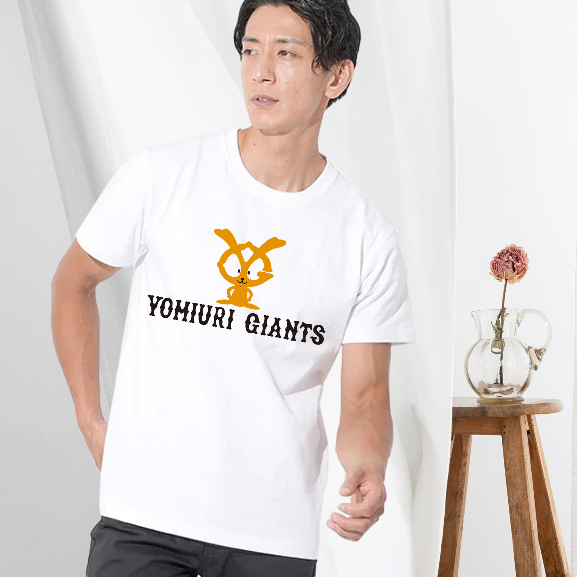 YOMIURI GIANTS GIABBIT FONT OLD Logo