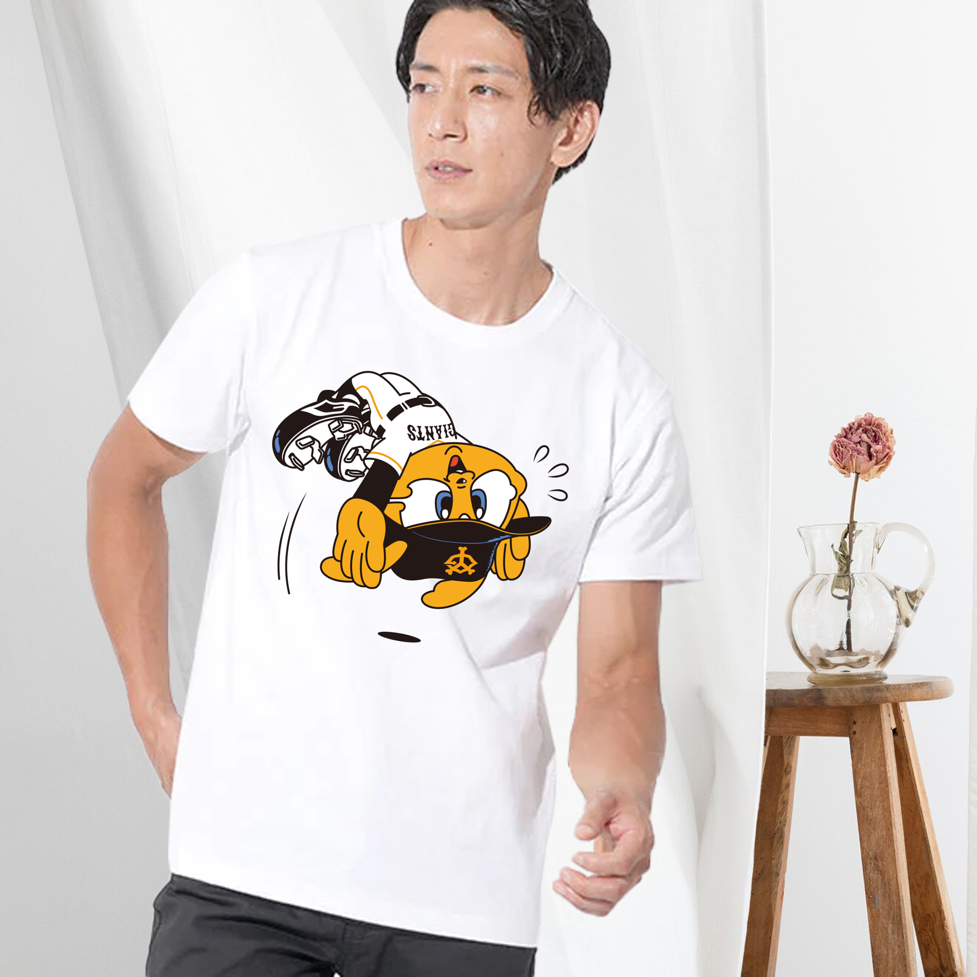 YOMIURI GIANTS MASCOT APPLICATION Jump Logo