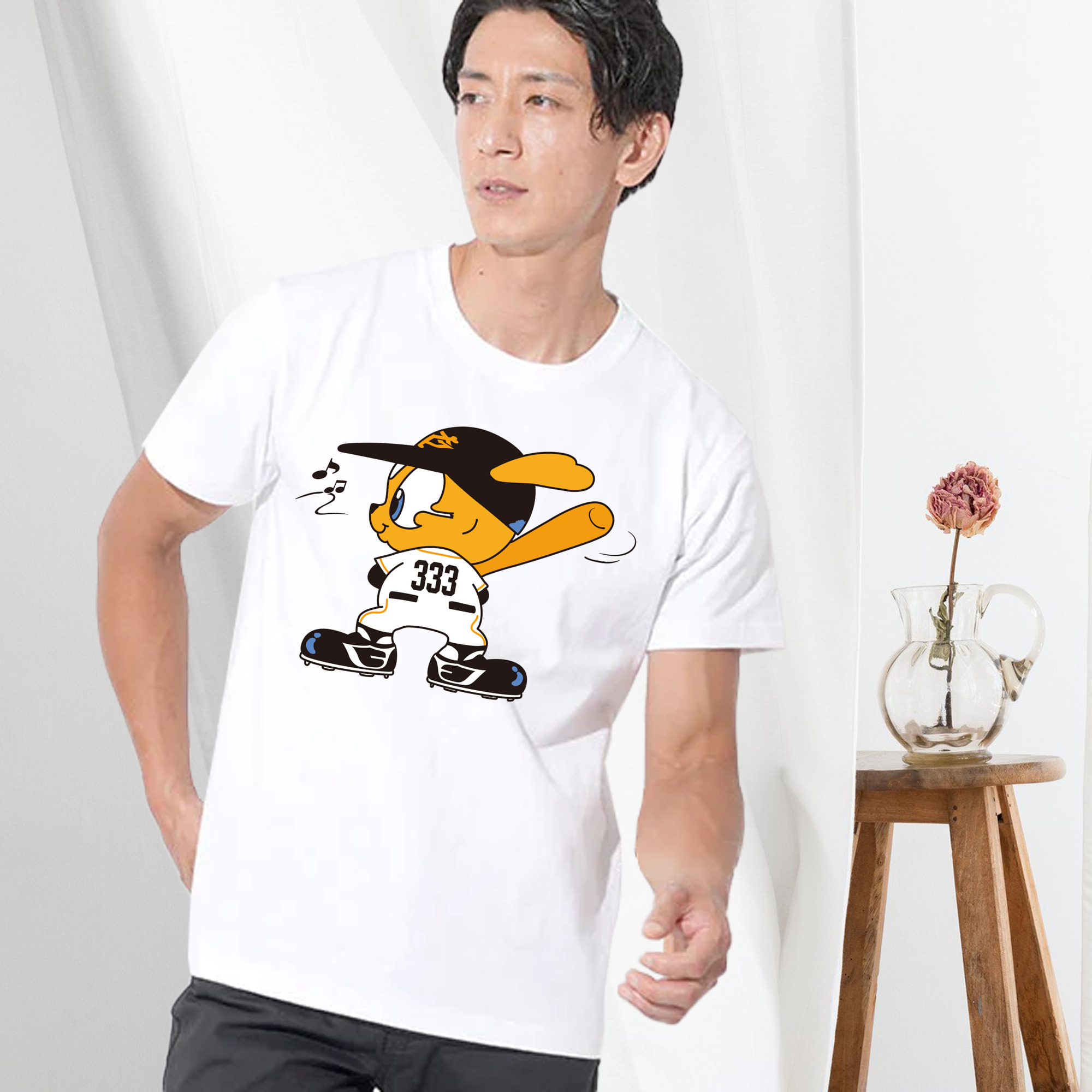 YOMIURI GIANTS MASCOT APPLICATION Music Logo