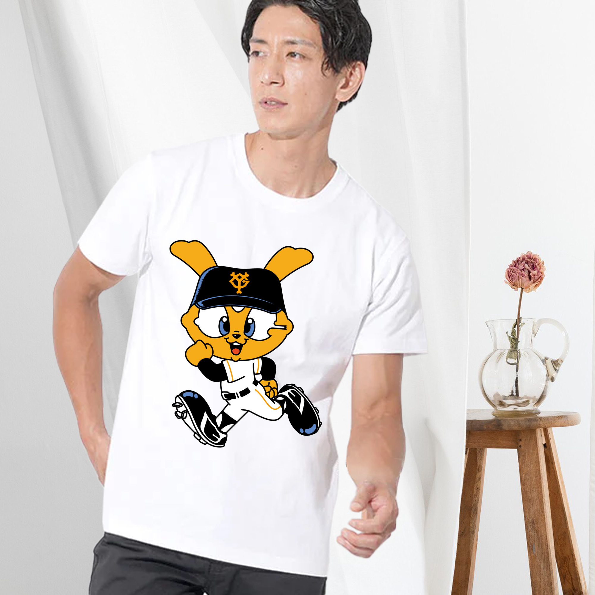 YOMIURI GIANTS MASCOT APPLICATION