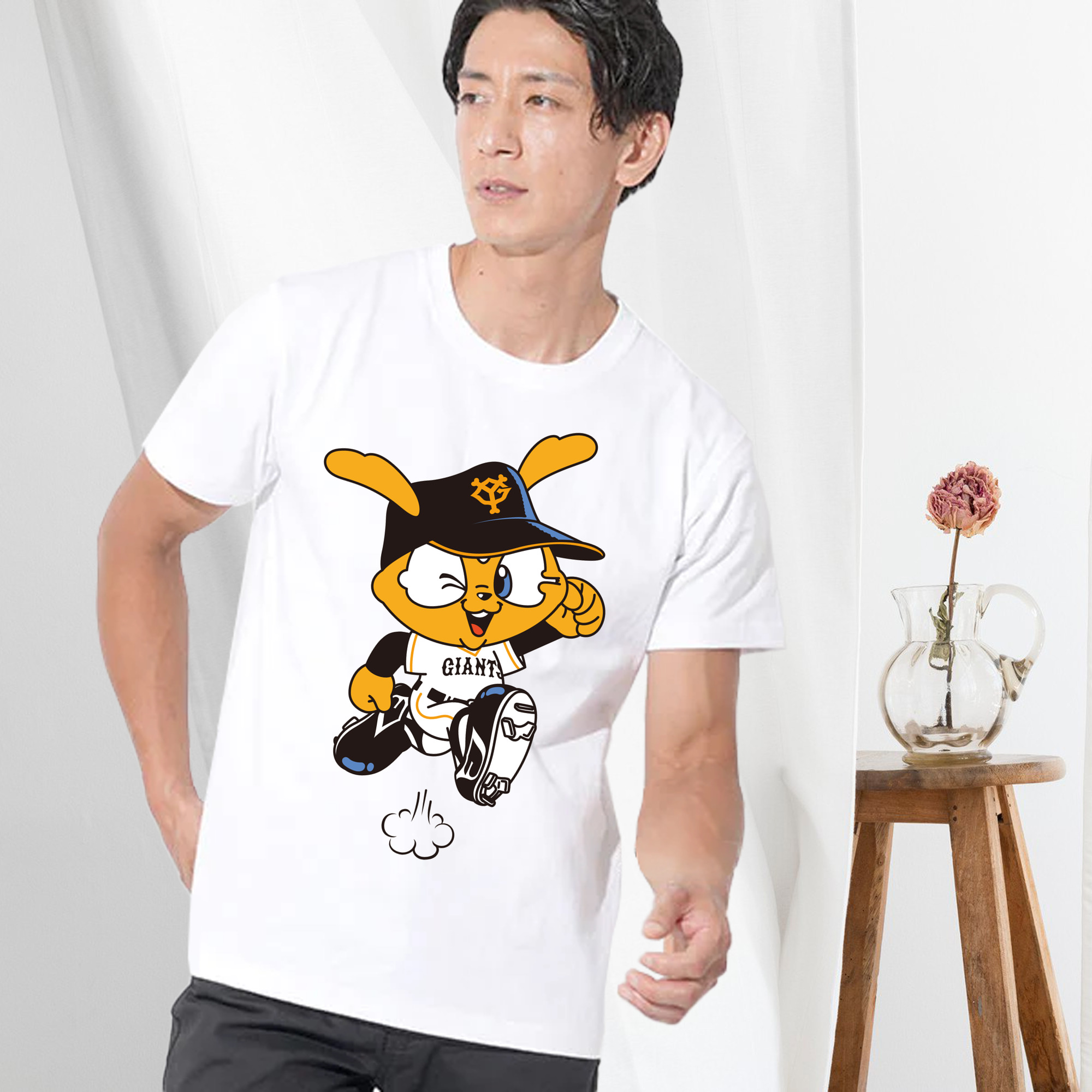 YOMIURI GIANTS MASCOT GIABBIT APPLICATION FIGHTING Logo