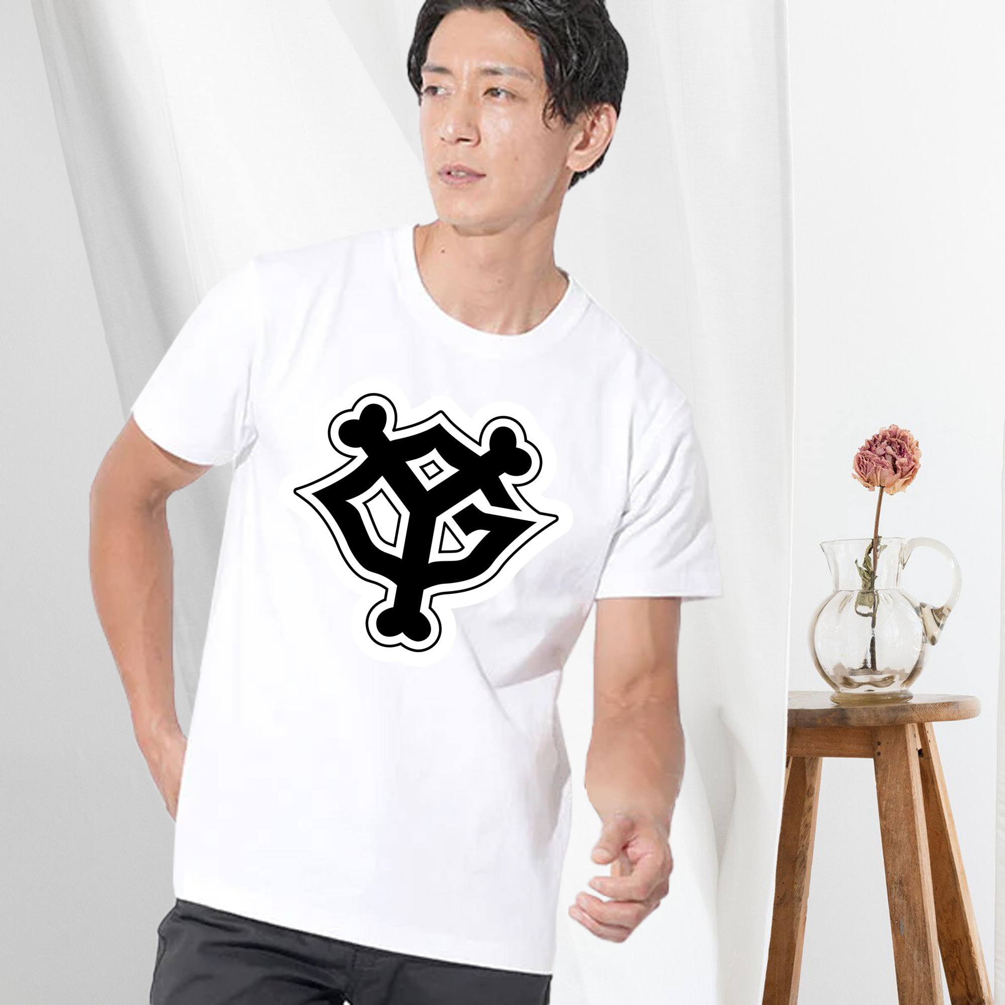 YOMIURI GIANTS SYMBOL APPLICATION BLACK AND WHITE Logo
