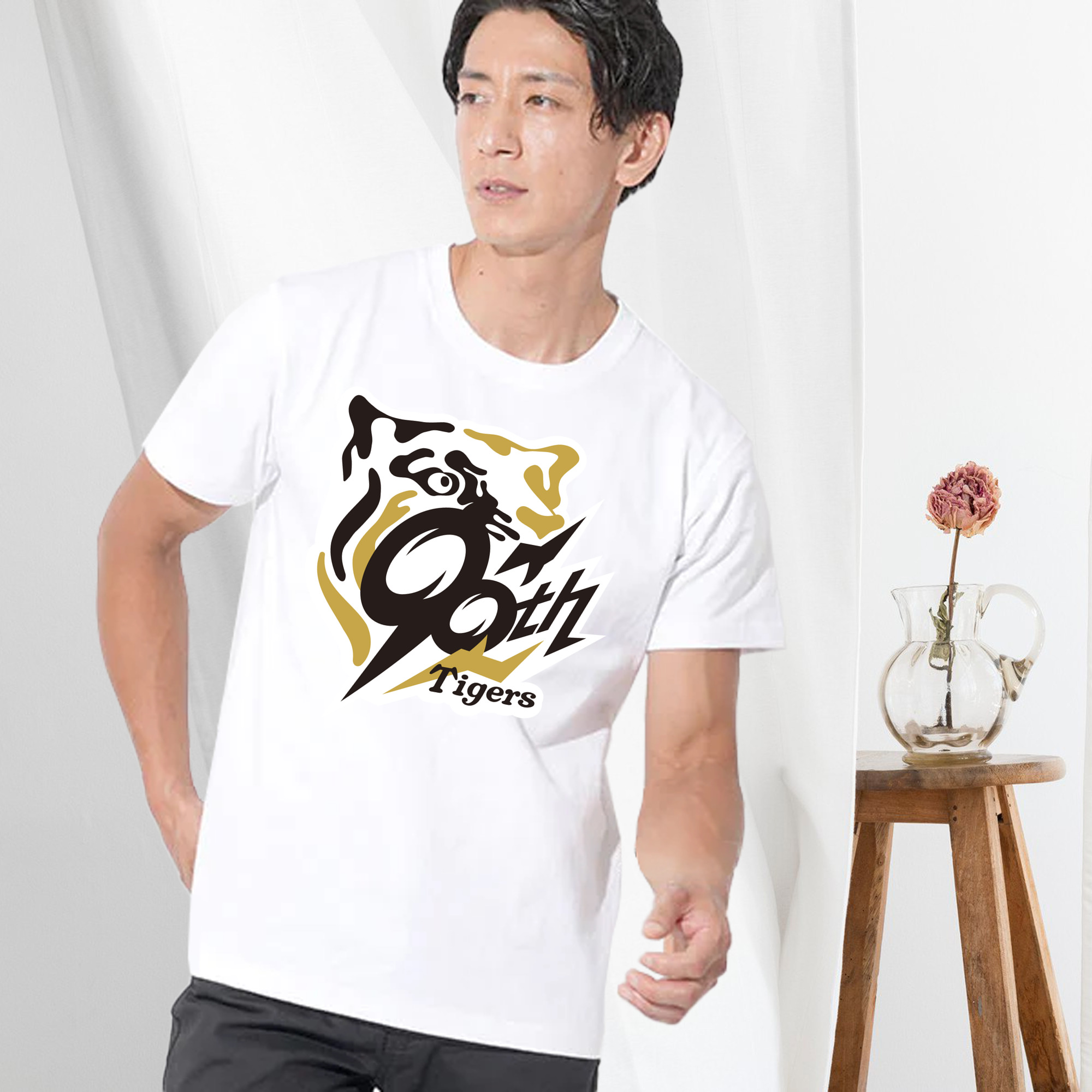 HANSHIN TIGERS 90TH ANNIVERSARY EMBLEM APPLICATION BACKGROUND Logo