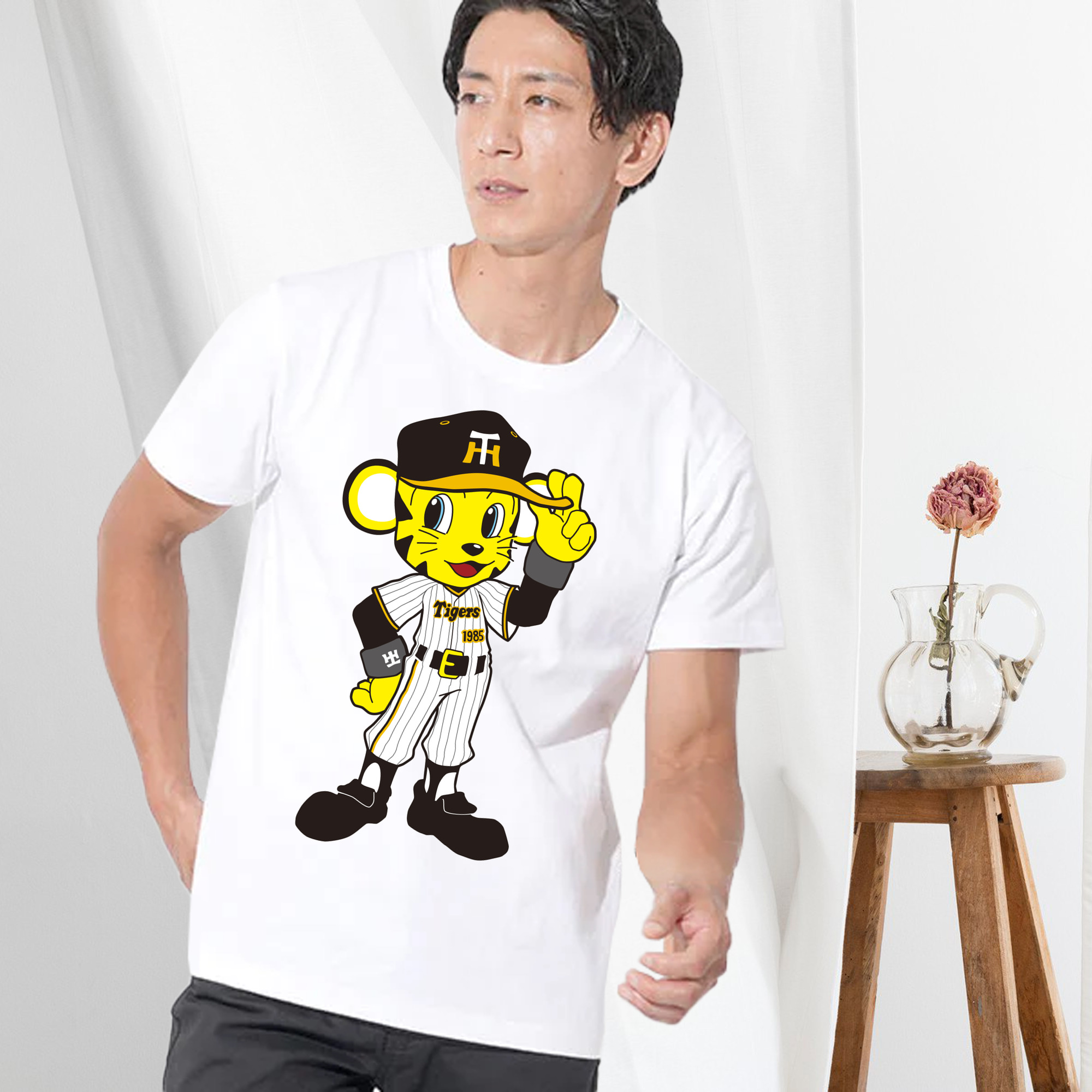 HANSHIN TIGERS MASCOT TO-LUCKY 2022 HOME UNIFORM ORIGINAL Logo