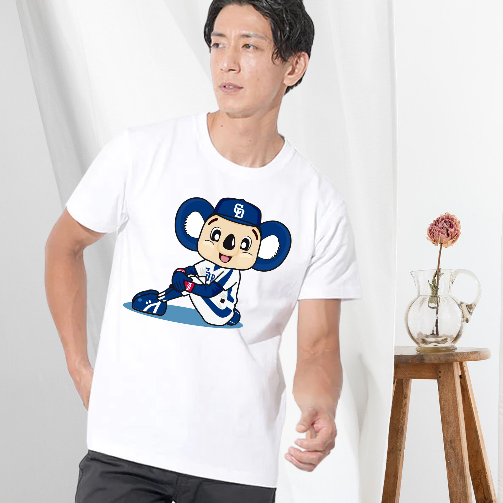 CHUNICHI DRAGONS MASCOT DOALA HOME UNIFORM 2004 2011 APPLICATION SEAT DOWN Logo