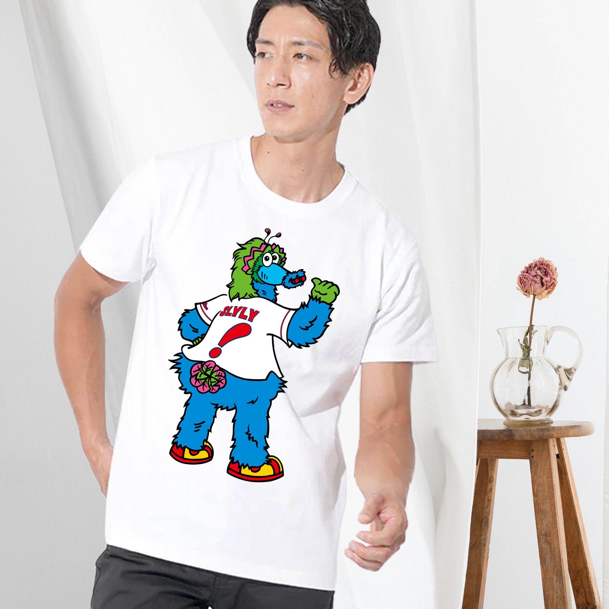 HIROSHIMA TOYO CARP MASCOT SLYLY Logo