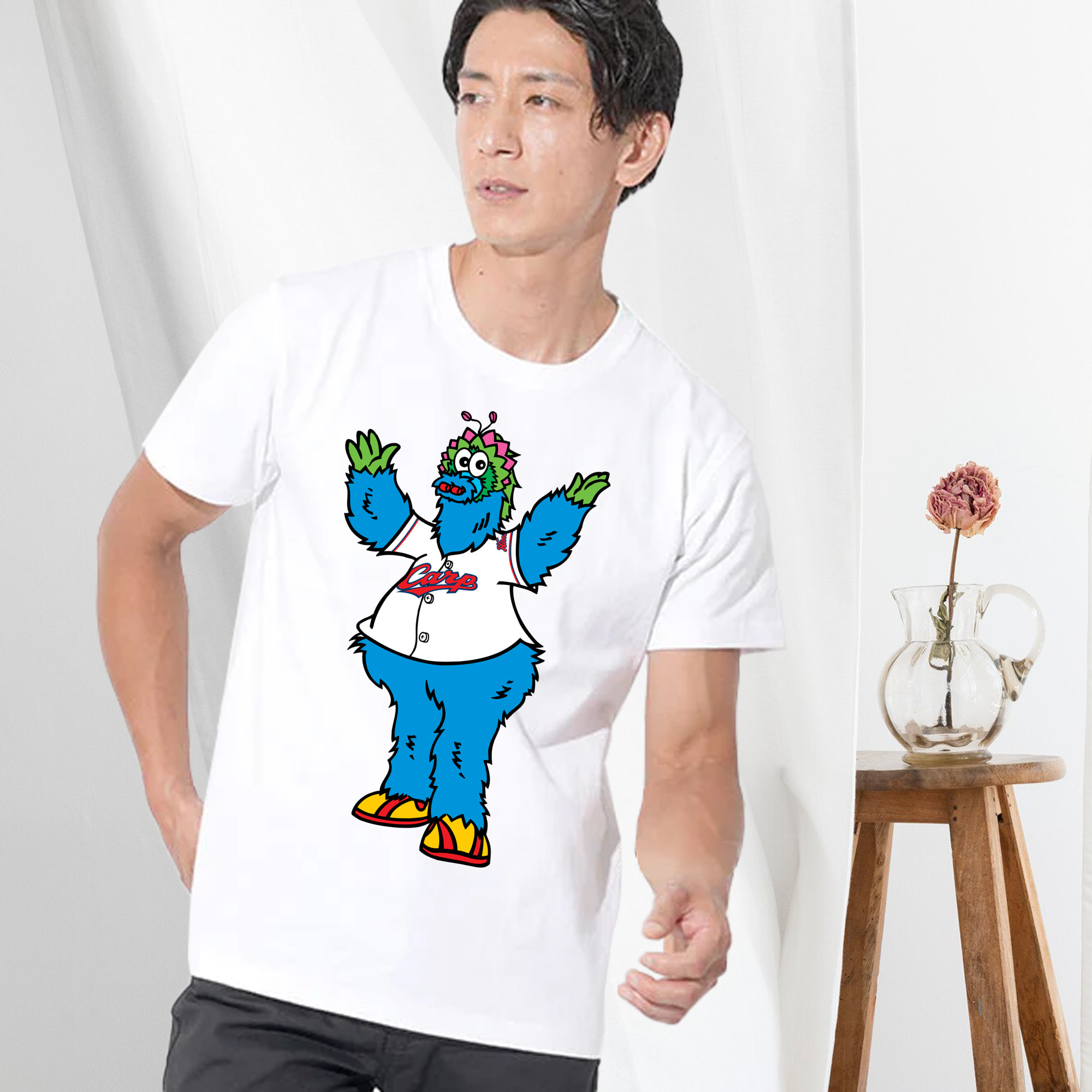 HIROSHIMA TOYO CARP MASCOT SLYLY APPLICATION SPREAD Logo