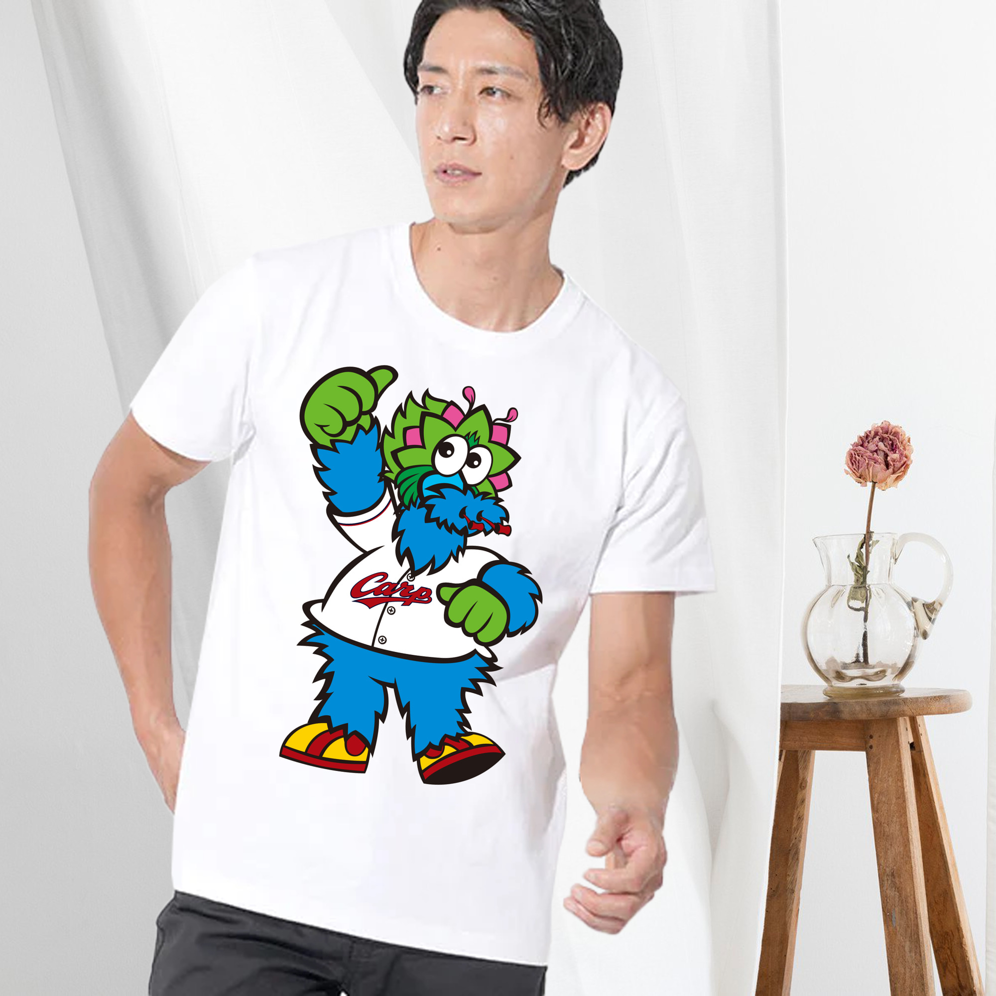 HIROSHIMA TOYO CARP MASCOT SLYLY 2023 HOME UNIFORM APPLICATION THUMS UP Logo