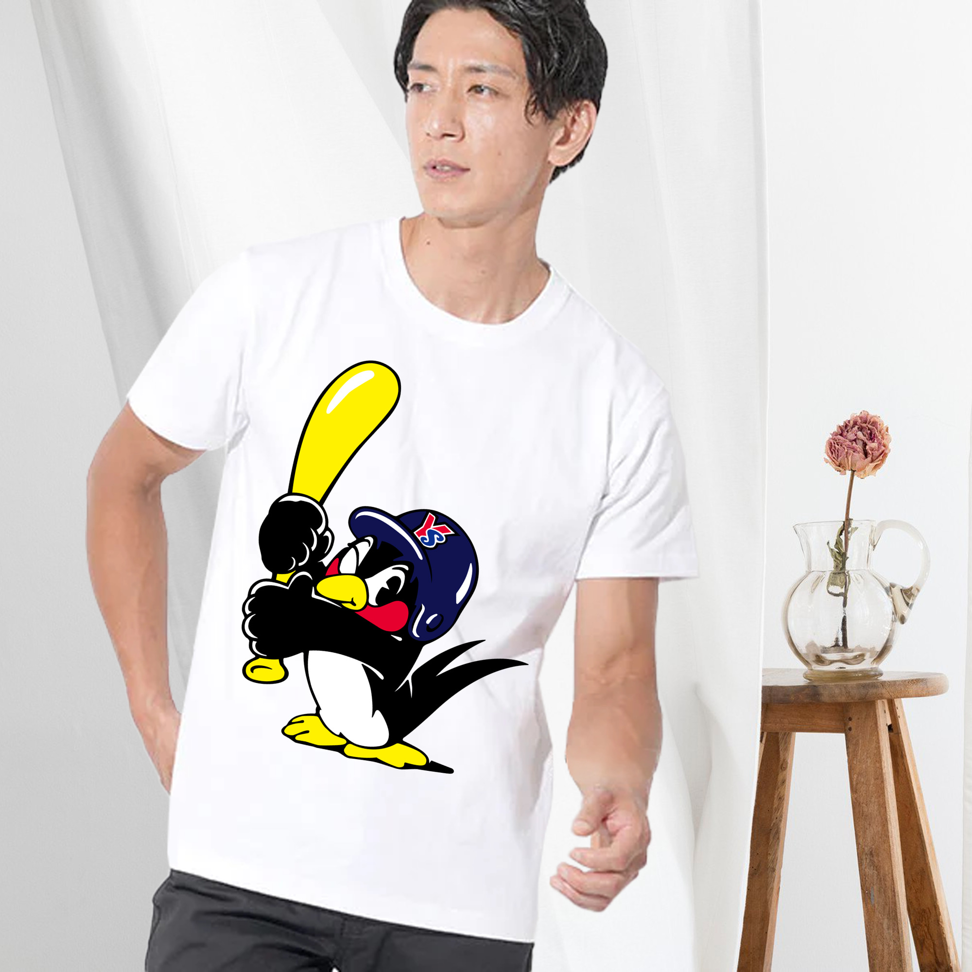 TOKYO YAKULT SWALLOWS MASCOT TSUBAKURO OLD ORIGINAL Logo