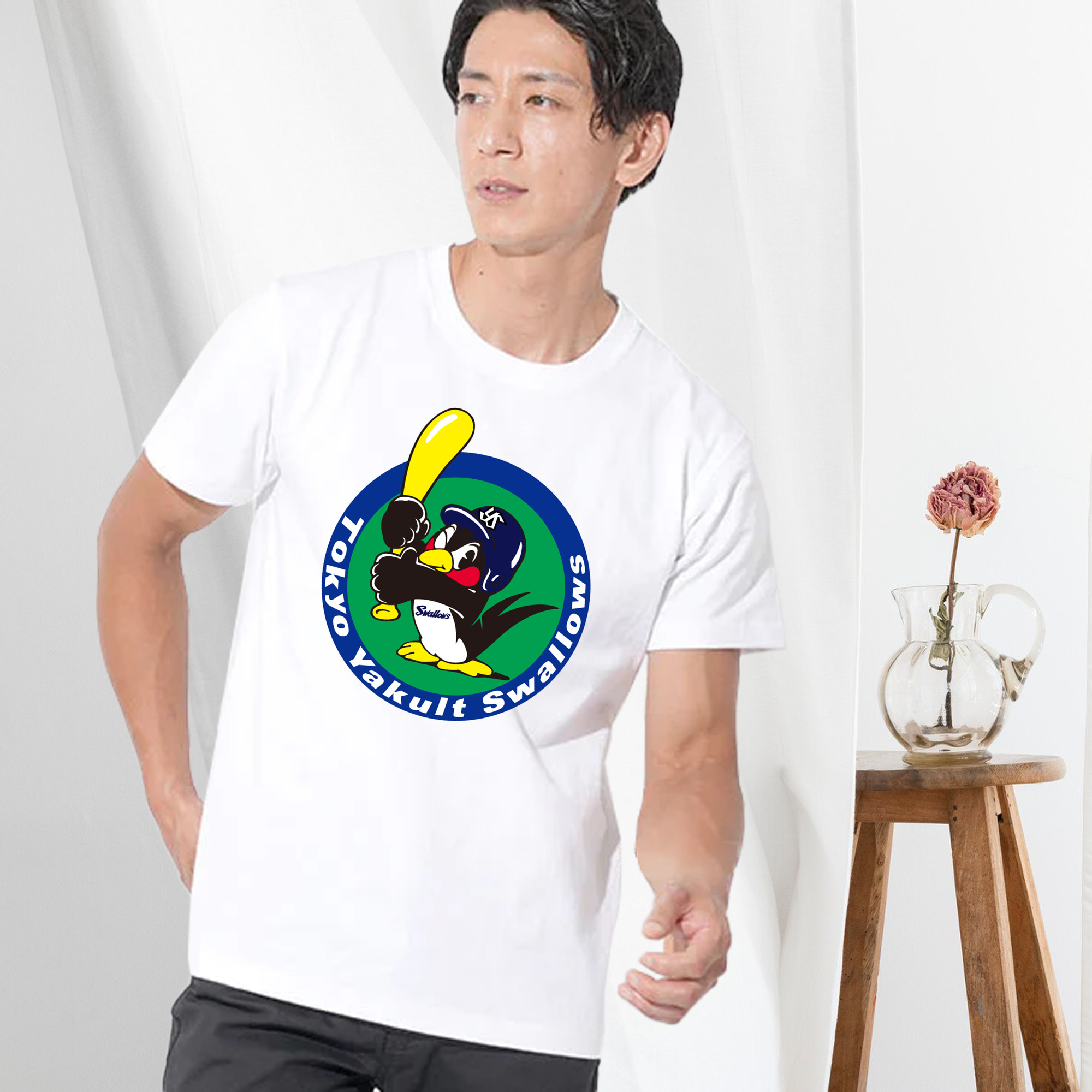 YAKULT SWALLOWS MASCOT Logo