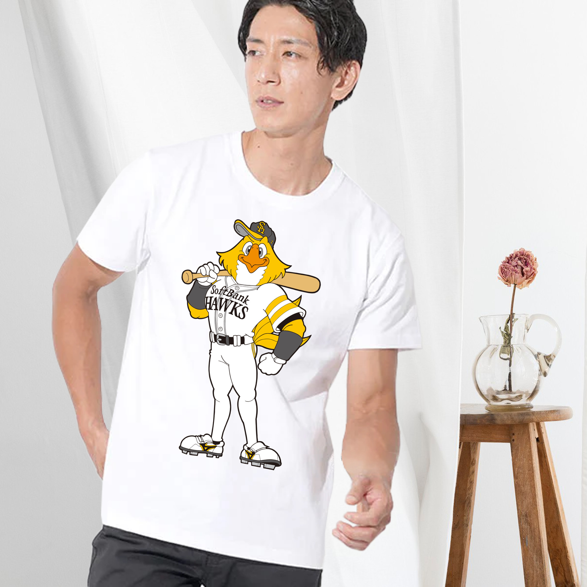 FUKUOKA SOFTBANK HAWKS MASCOT HARRY HAWK APPLICATION STAND BAT Logo