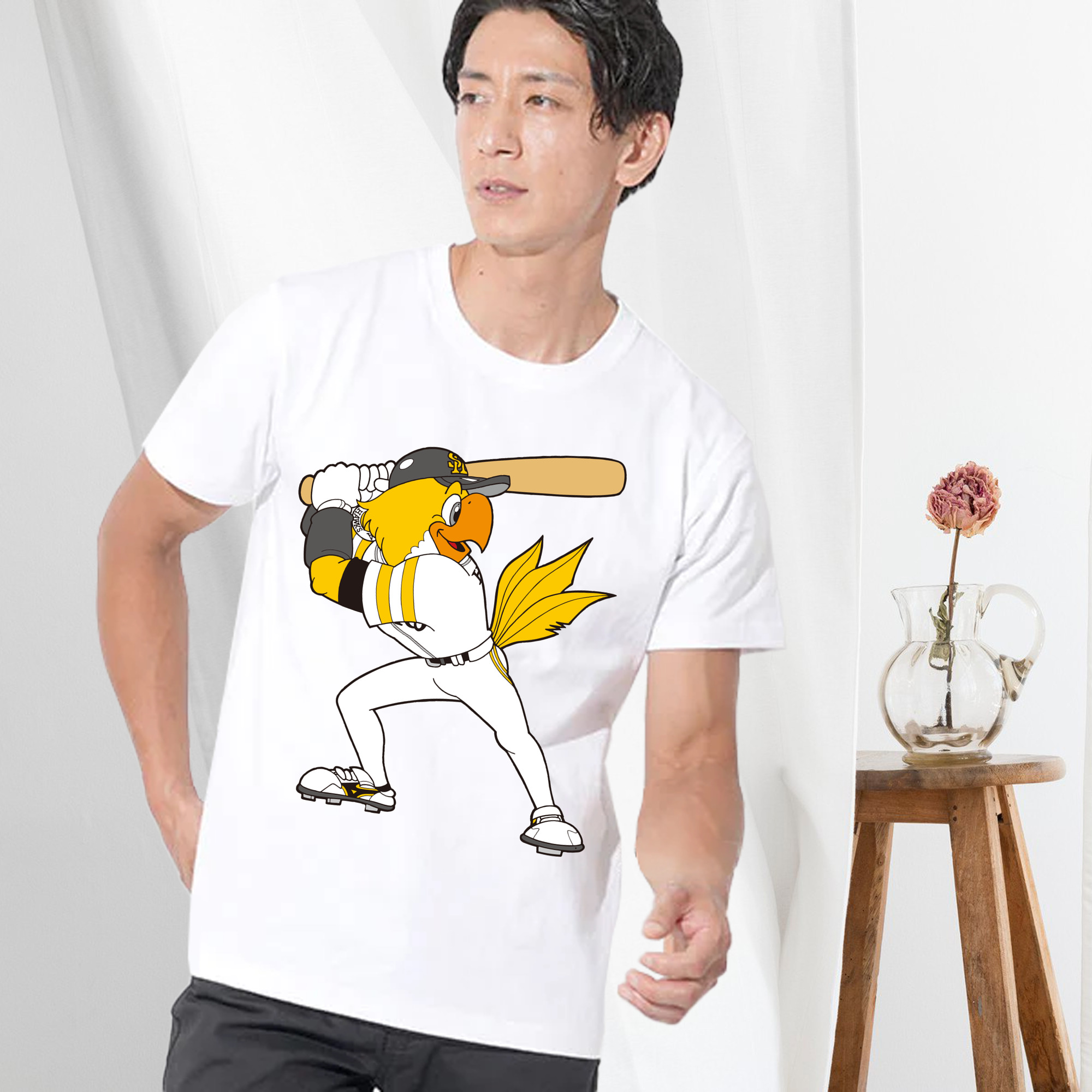 FUKUOKA SOFTBANK HAWKS MASCOT HARRY HAWK BATTING APPLICATION Logo