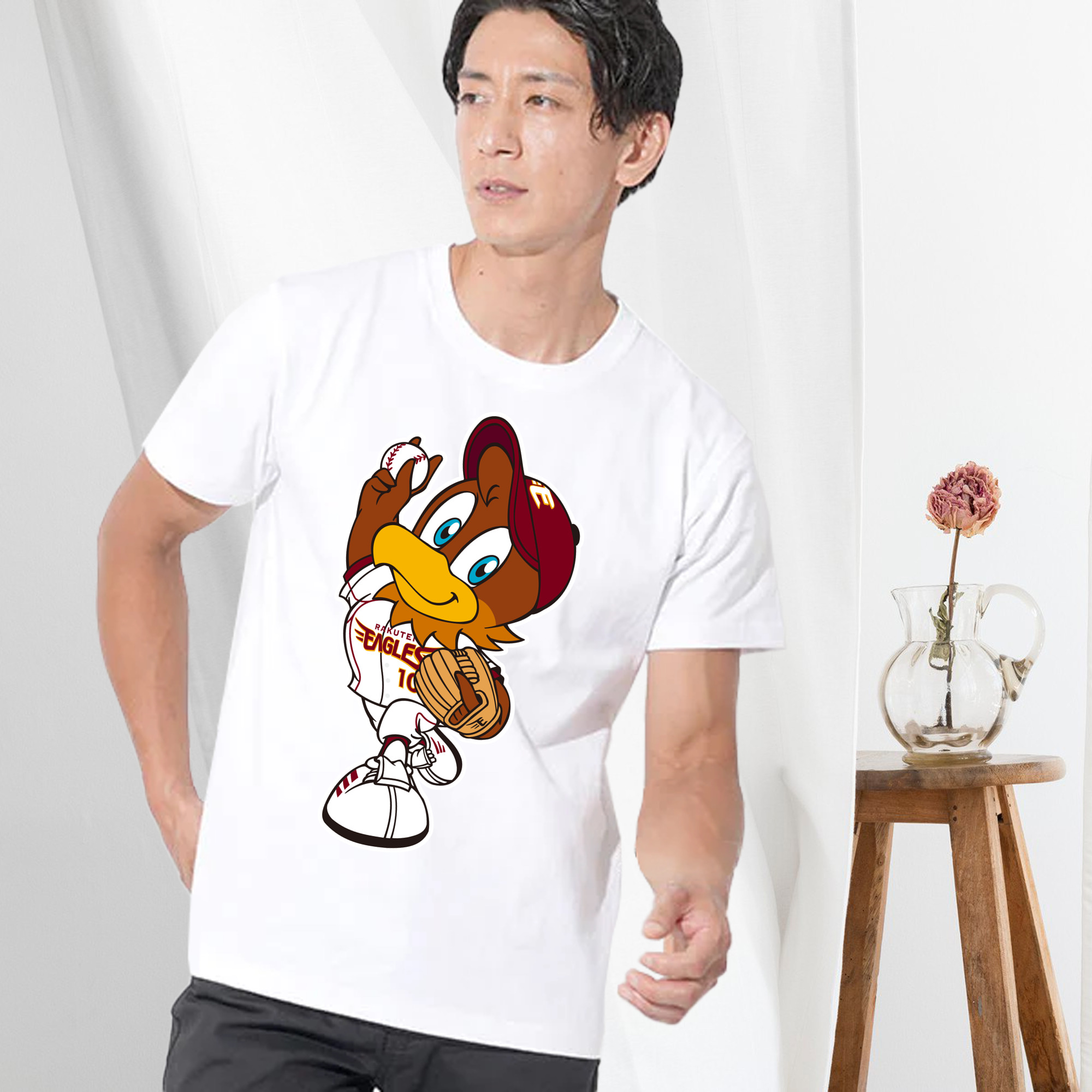 TOHOKU RAKUTEN GOLDEN EAGLES MASCOT CLUTCH PITCHING Logo