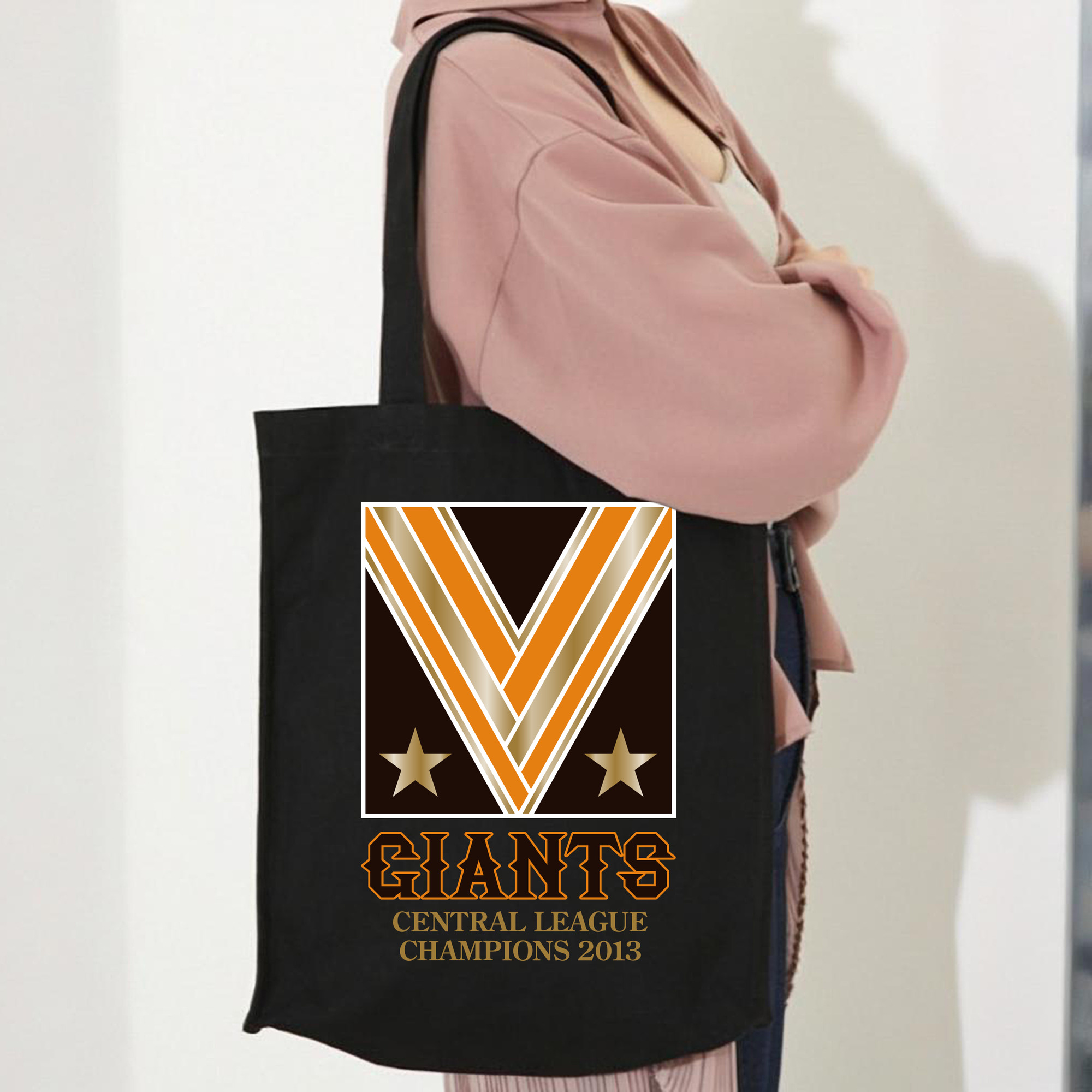 YOMIURI GIANTS CENTRAL LEAGUE CHAMPIONS 2013 Logo