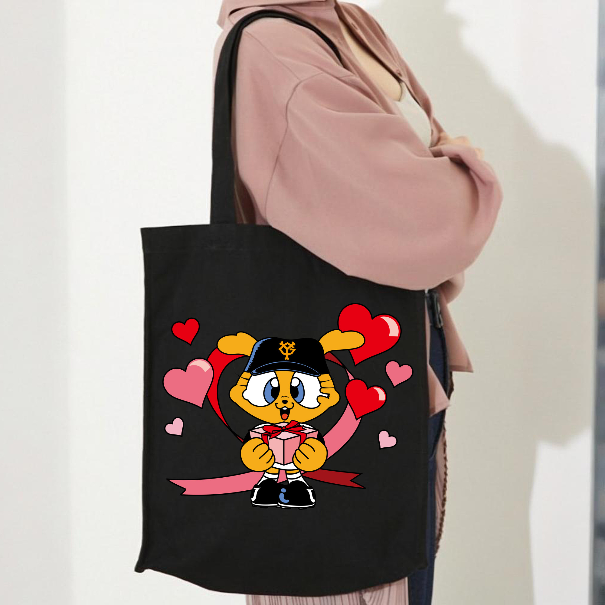 YOMIURI GIANTS MASCOT APPLICATION Gift Logo