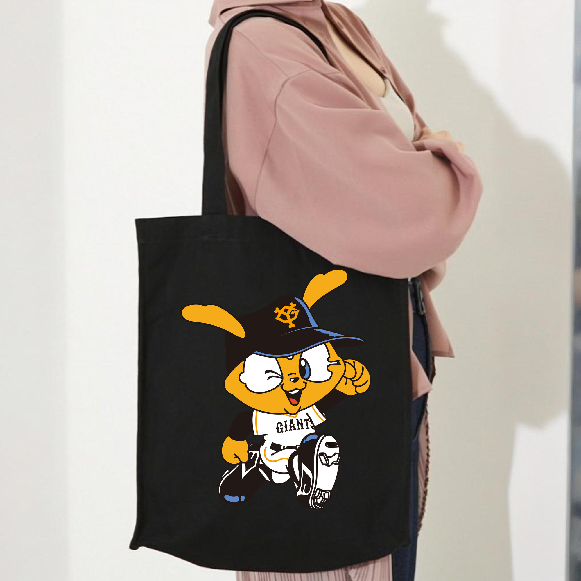 YOMIURI GIANTS MASCOT GIABBIT APPLICATION WINK RUNNING Logo