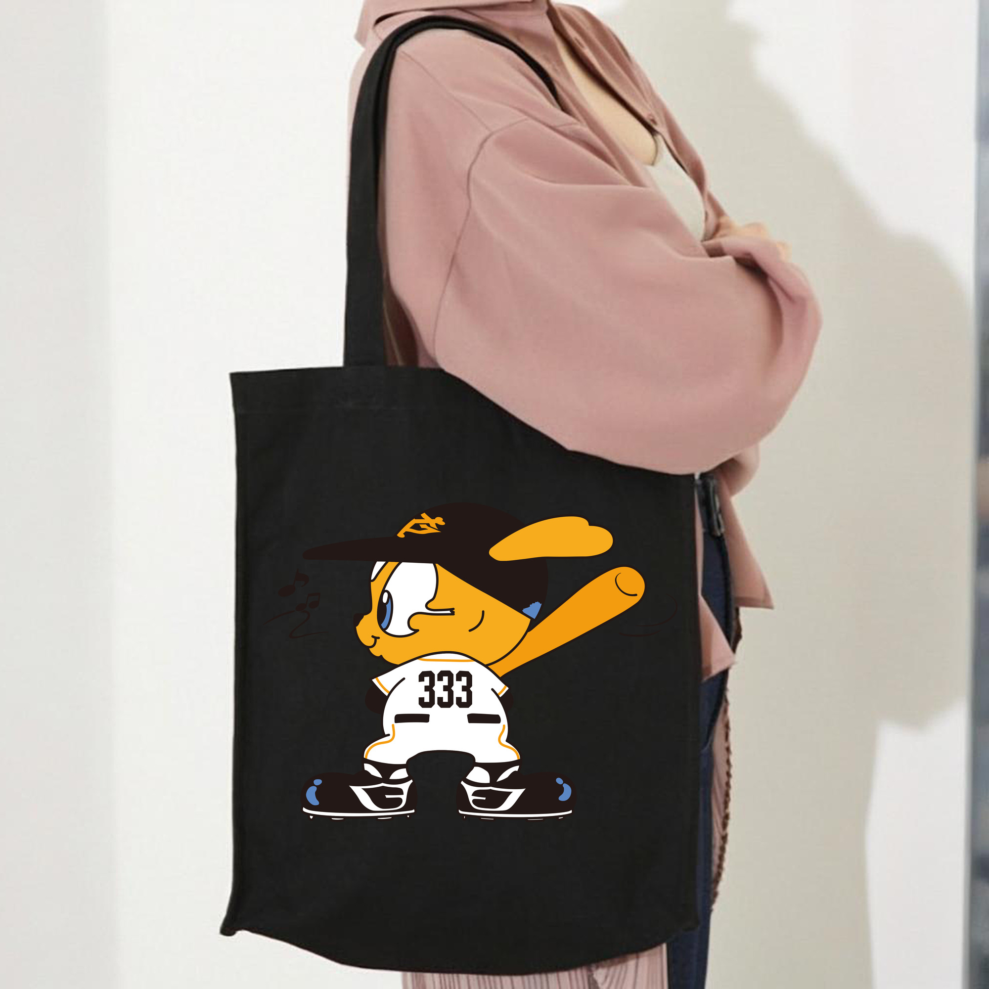 YOMIURI GIANTS MASCOT APPLICATION Music Logo