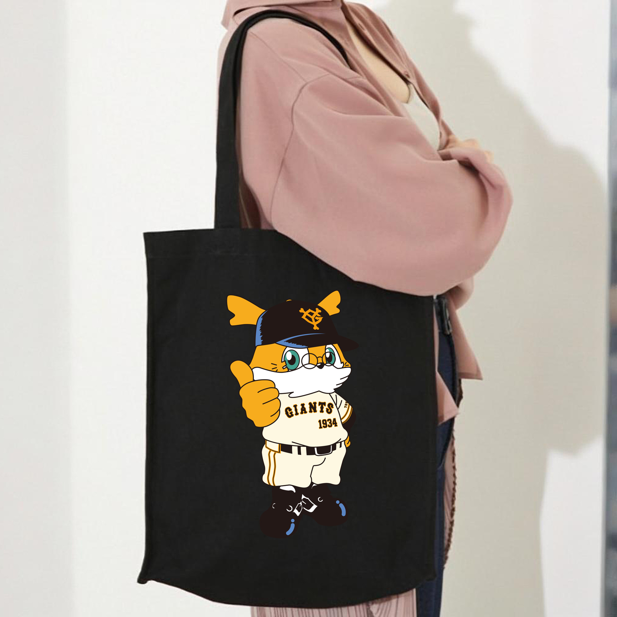 YOMIURI GIANTS MASCOT GRANDFATHER GIABBIT Logo