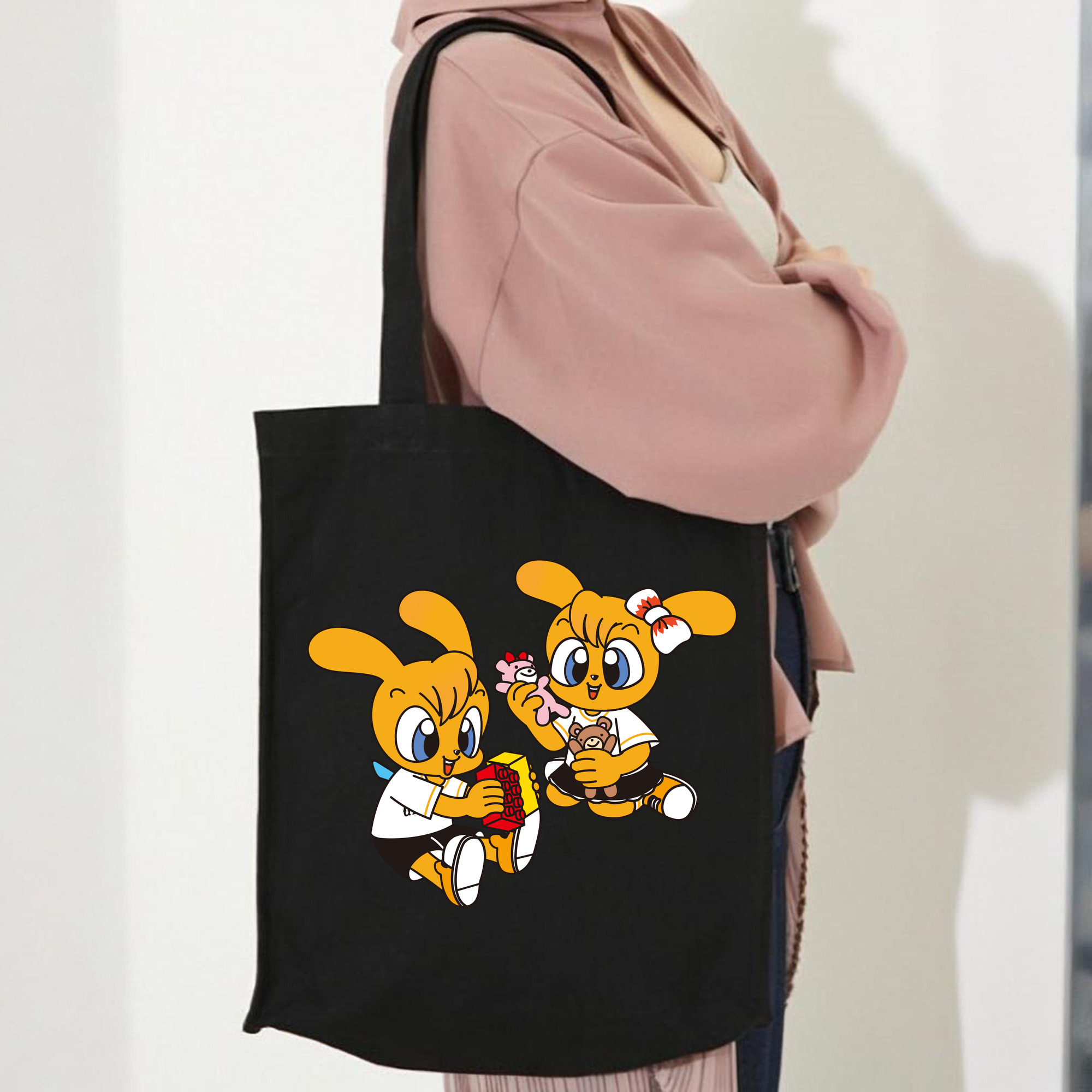 YOMIURI GIANTS MASCOT VICKY TUPPY APPLICATION TOY Logo