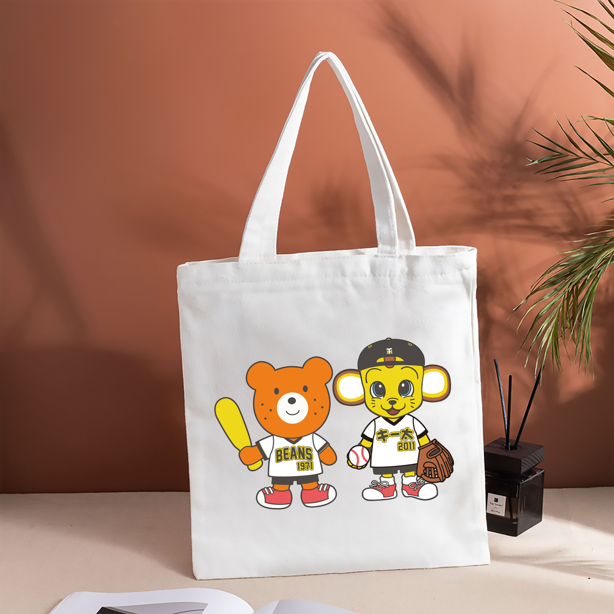 HANSHIN TIGERS HOT BISCUITS MIKIHOUSE KITA BEARS Logo