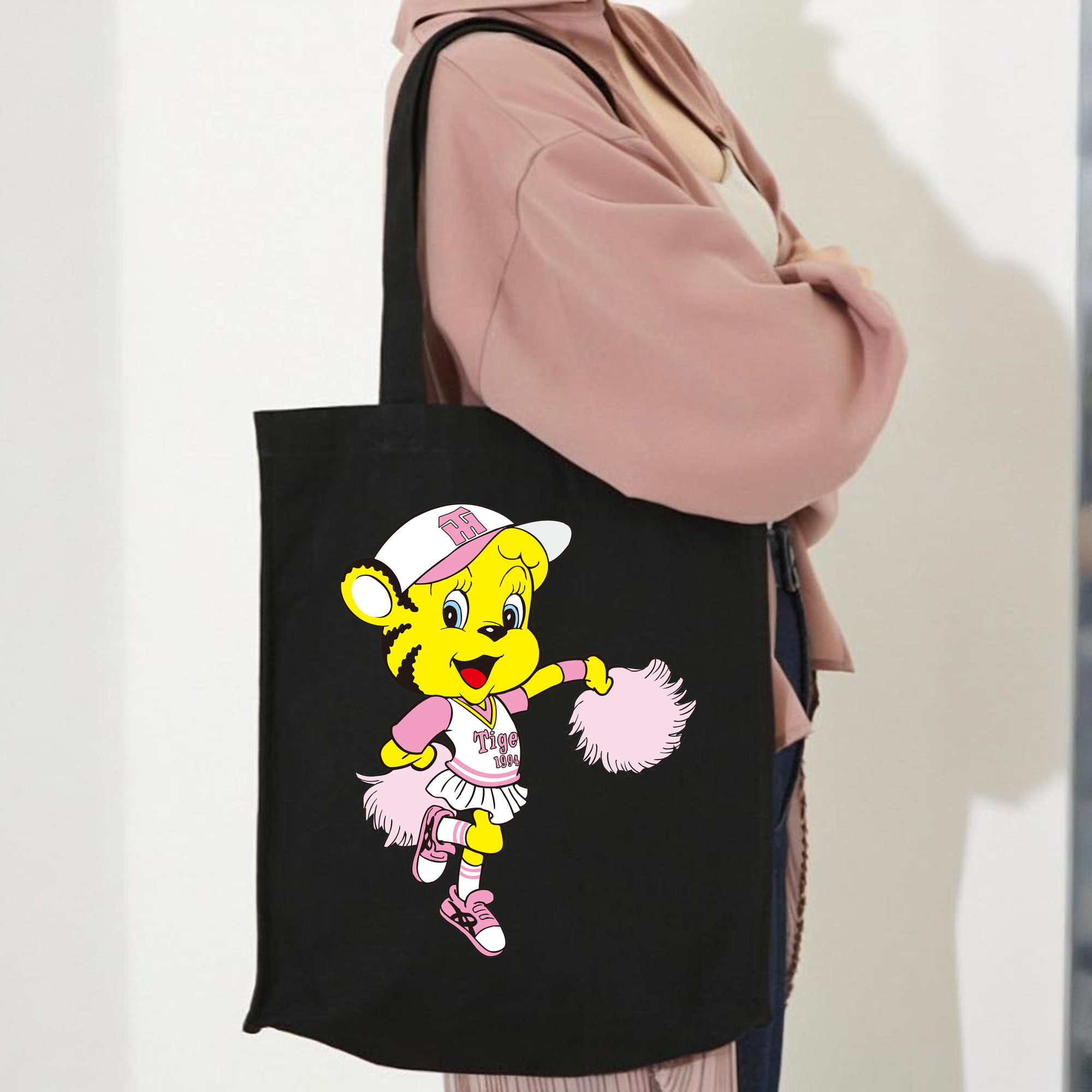 HANSHIN TIGERS MASCOT LUCKY OLD APPLICATION CHEERING FURRY Logo