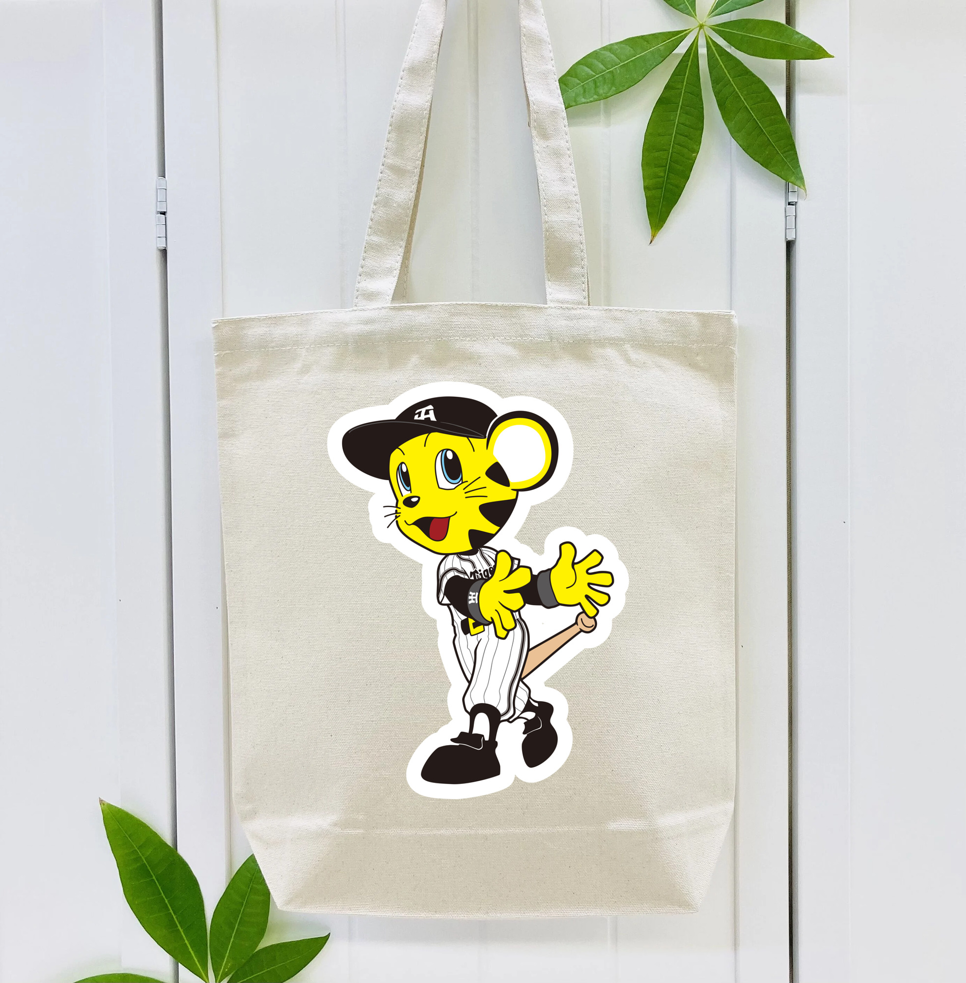 HANSHIN TIGERS MASCOT TO-LUCKY APPLICATION AFTER HITTING 2015 Logo