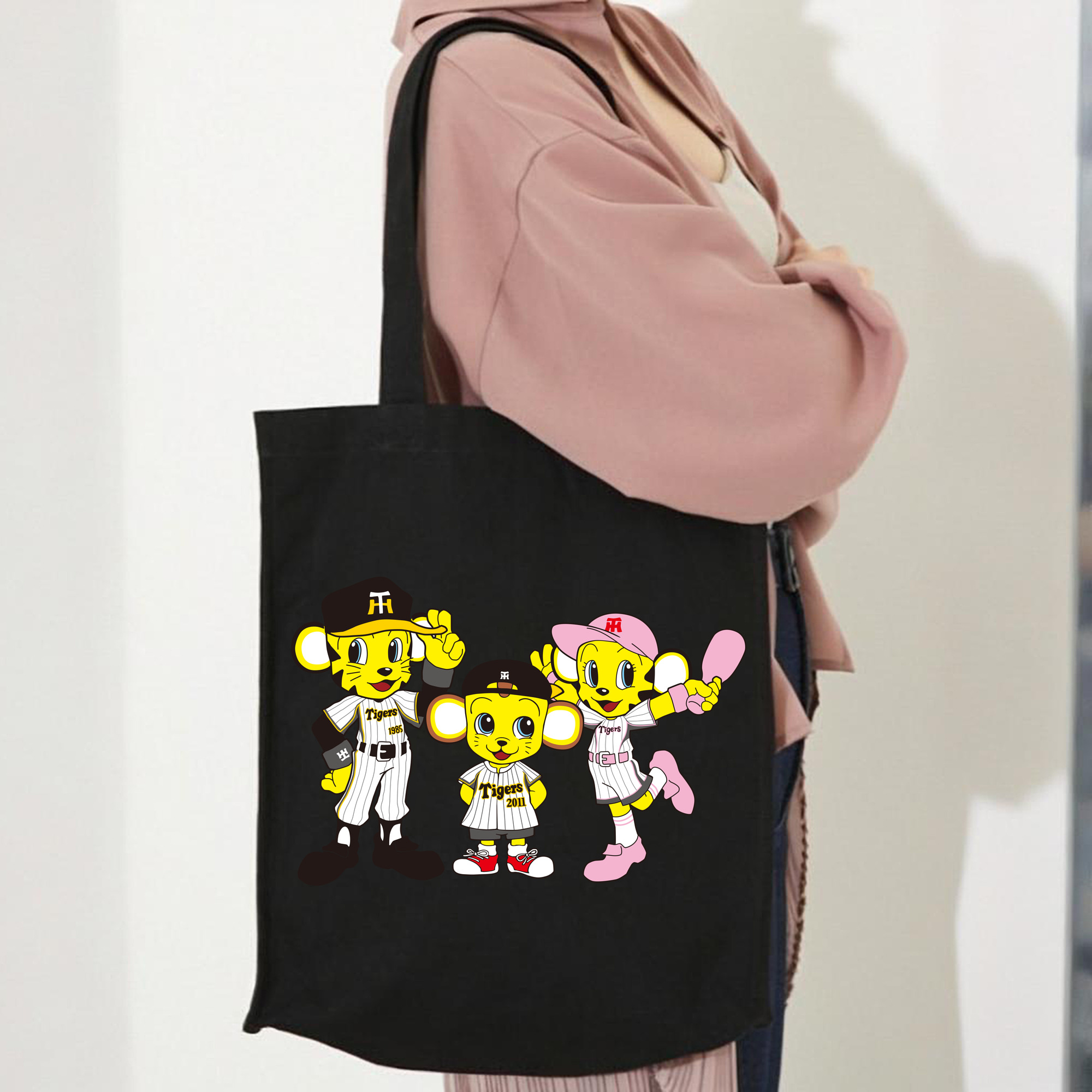 HANSHIN TIGERS MASCOT TO-LUCKY LUCKY KITA 2007 2011 Logo