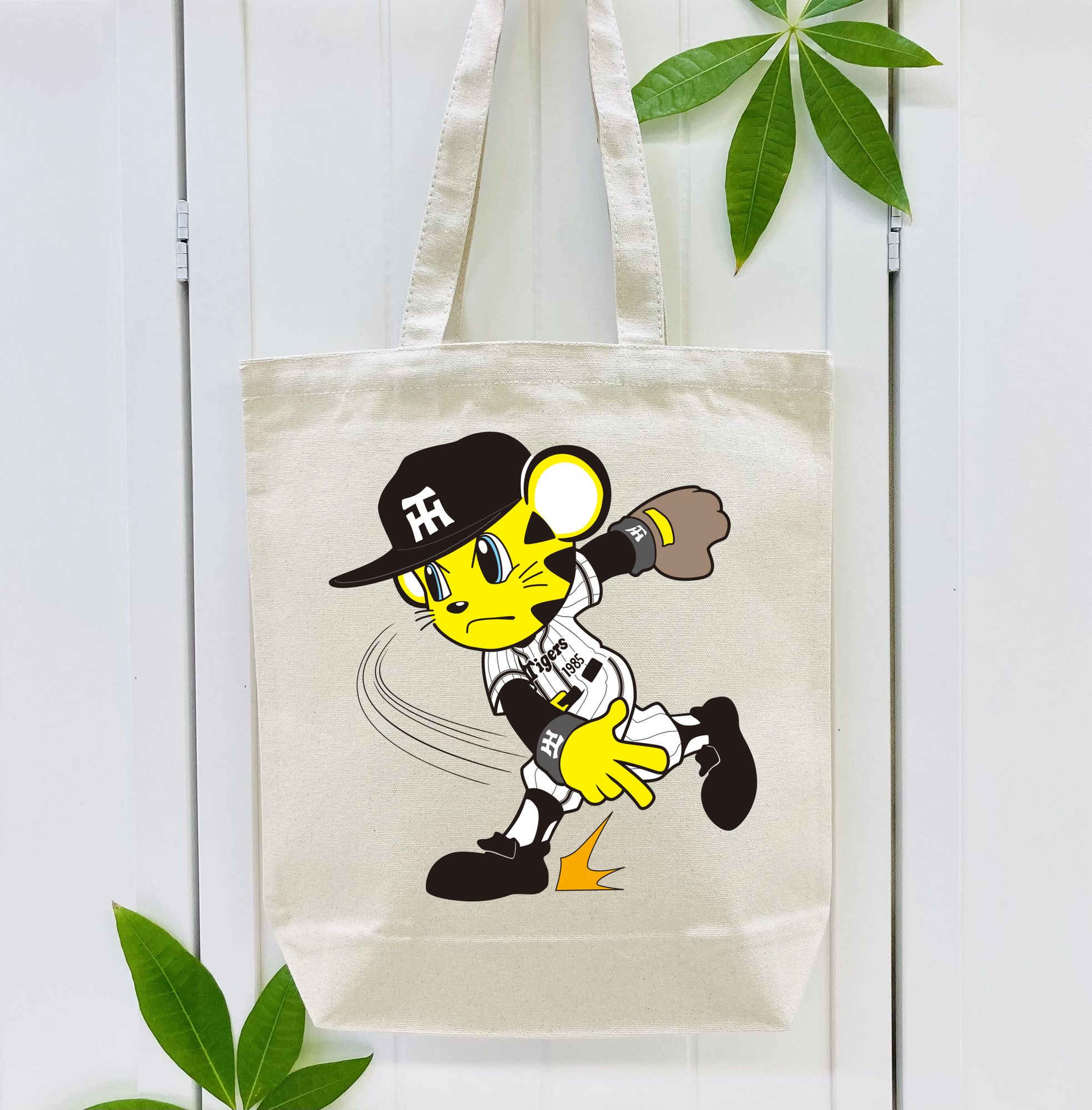 HANSHIN TIGERS MASCOT TO-LUCKY APPLICATION PITCHING 2015 Logo