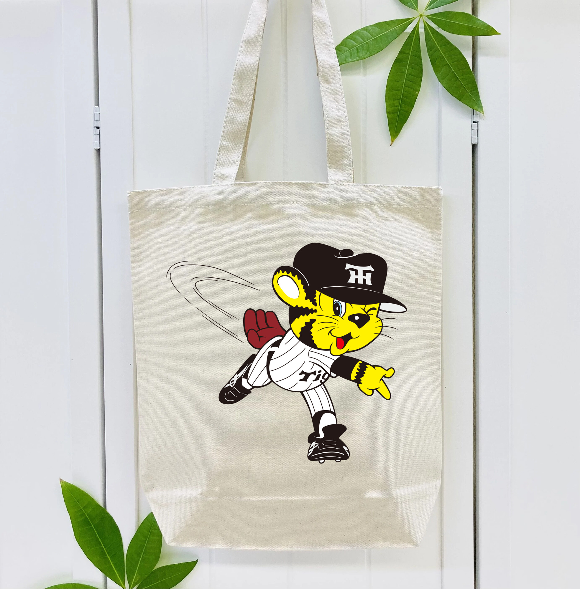 HANSHIN TIGERS MASCOT TO-LUCKY OLD APPLICATION PITCHING Logo