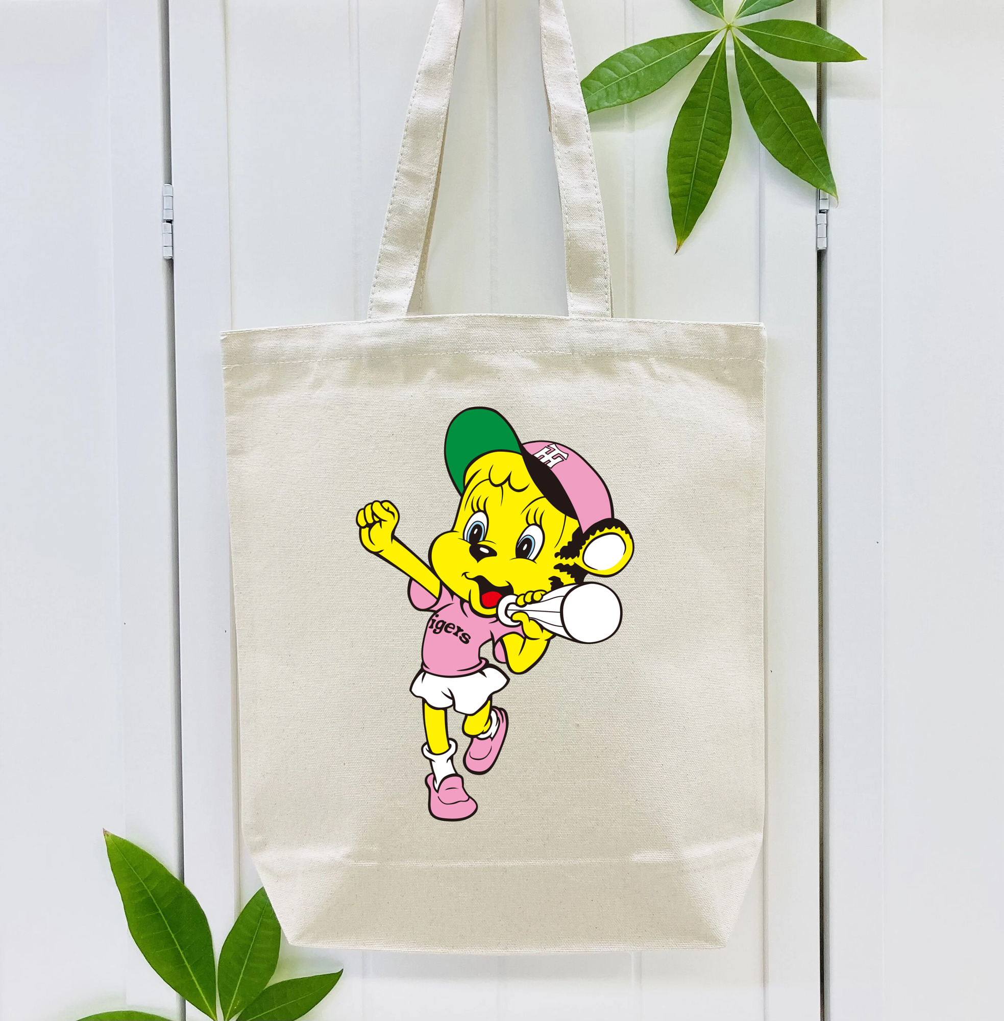 HANSHIN TIGERS MASCOT LUCKY OLD APPLICATION CHEERING BUGLE Logo