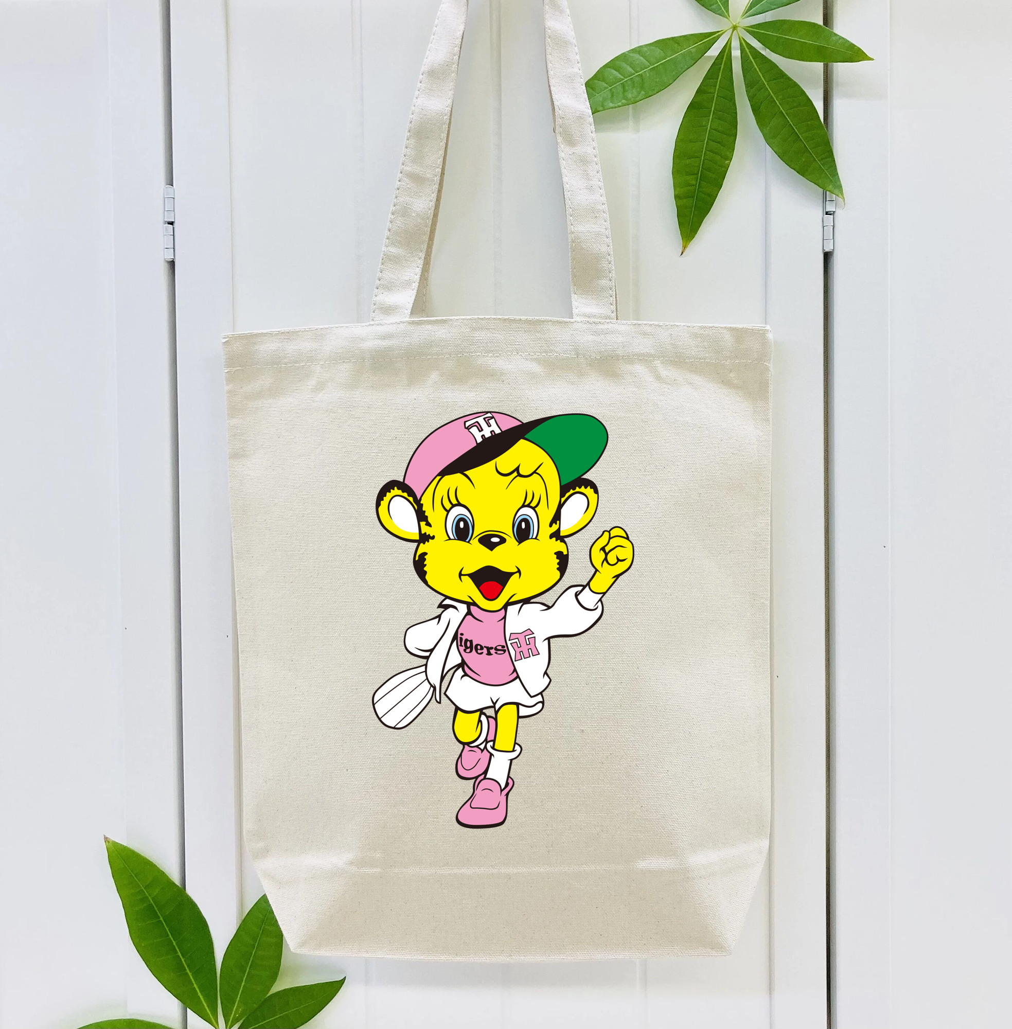 HANSHIN TIGERS MASCOT LUCKY OLD APPLICATION CHEERING WALKING Logo