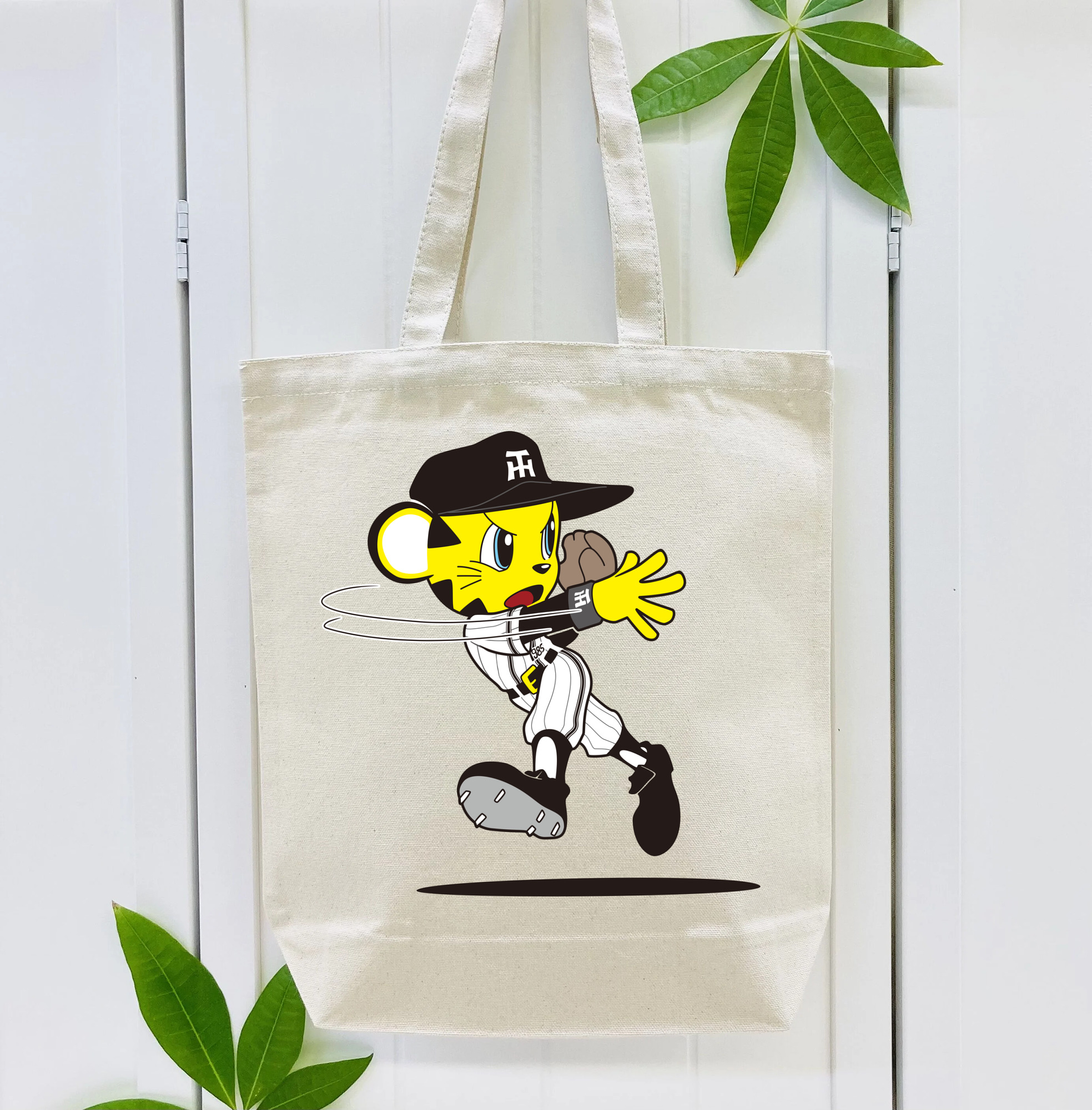 HANSHIN TIGERS MASCOT TO-LUCKY APPLICATION DEFENSE THROWING 2015 Logo