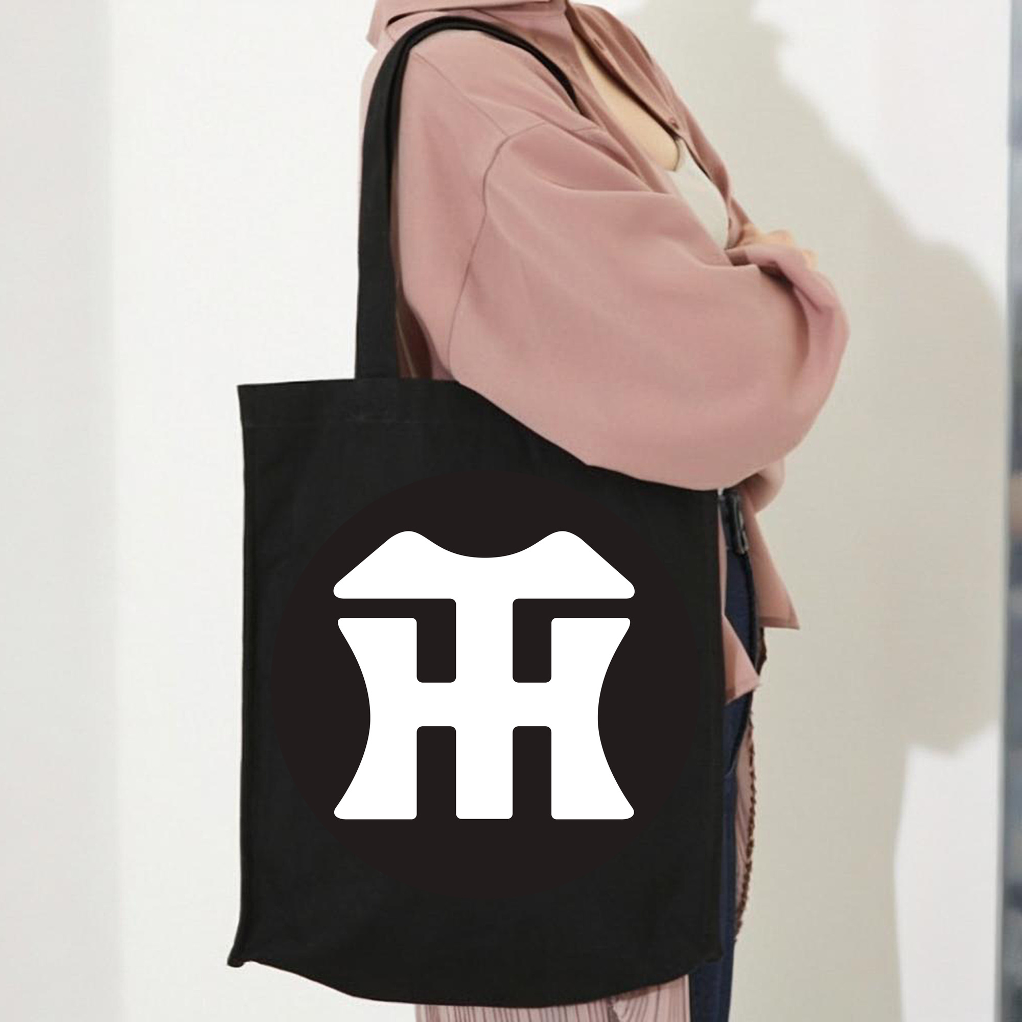 HANSHIN TIGERS SYMBOL ROUND APPLICATION BLACK Logo