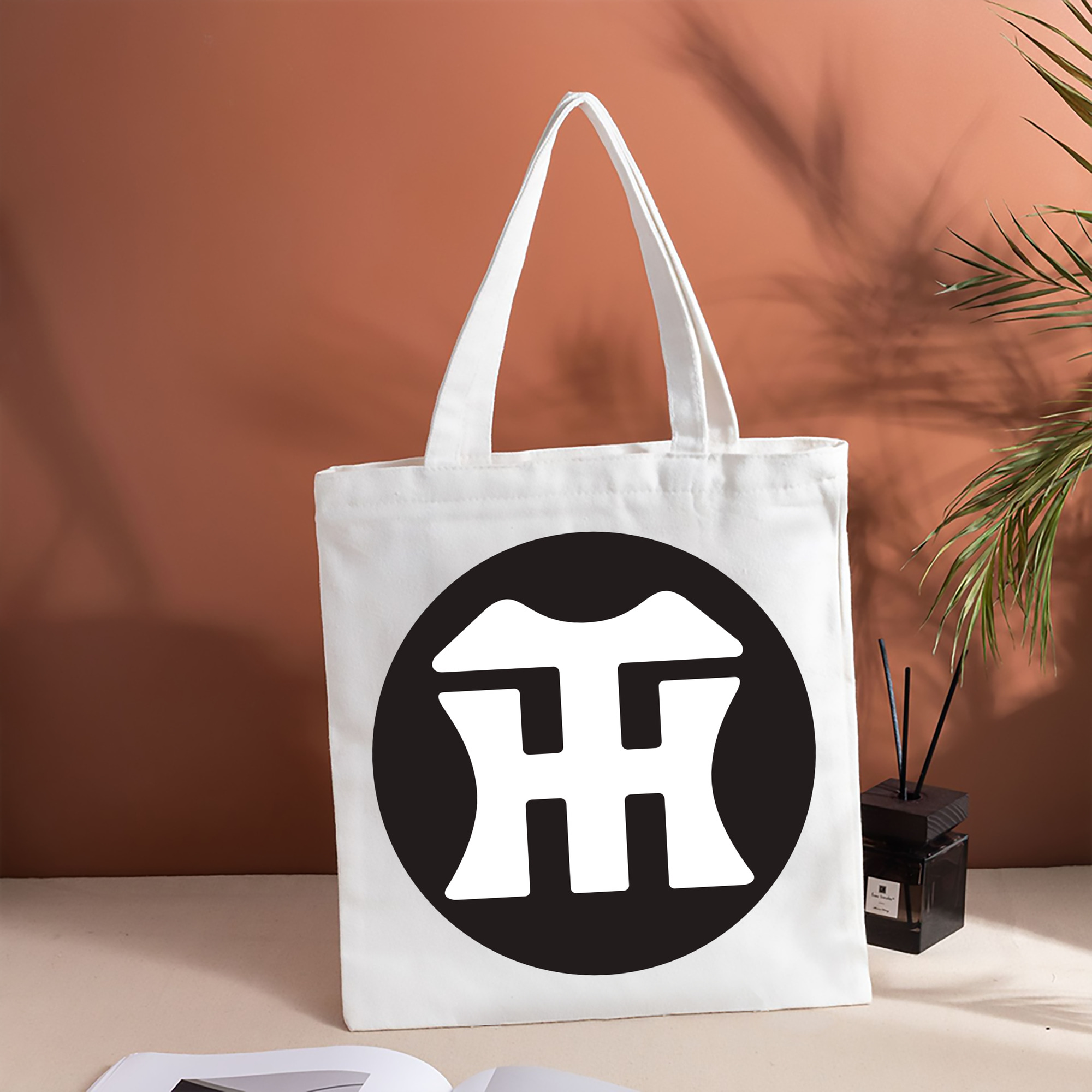 HANSHIN TIGERS SYMBOL ROUND APPLICATION BLACK Logo