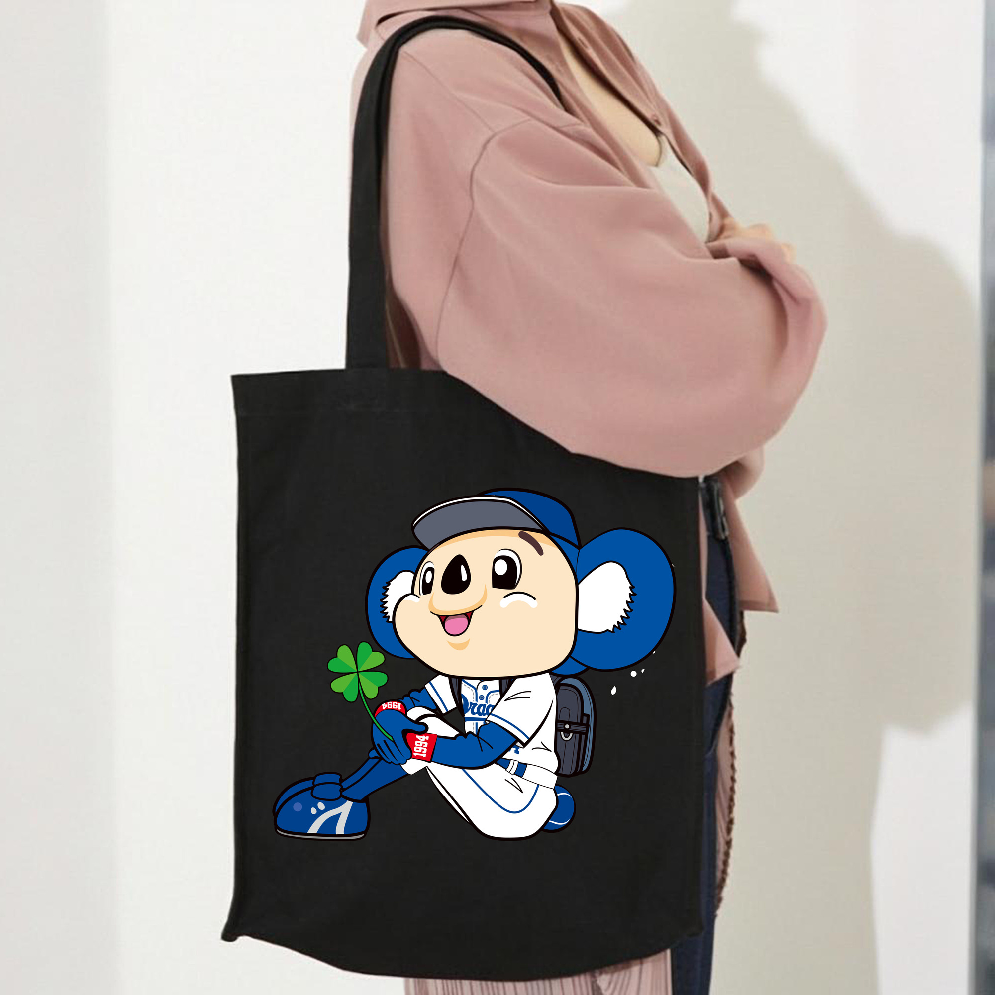 CHUNICHI DRAGONS MASCOT DOALA APPLICATION SEAT Logo