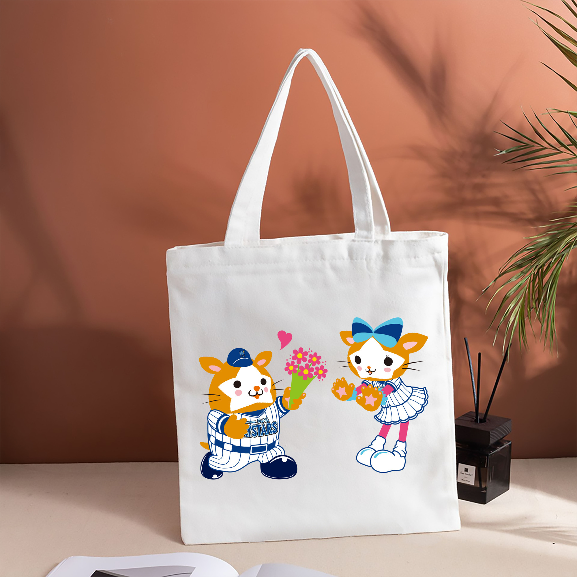 YOKOHAMA DeNA BAYSTARS MASCOT DB.STARMAN DB.KIRARA APPLICATION LOVE Logo