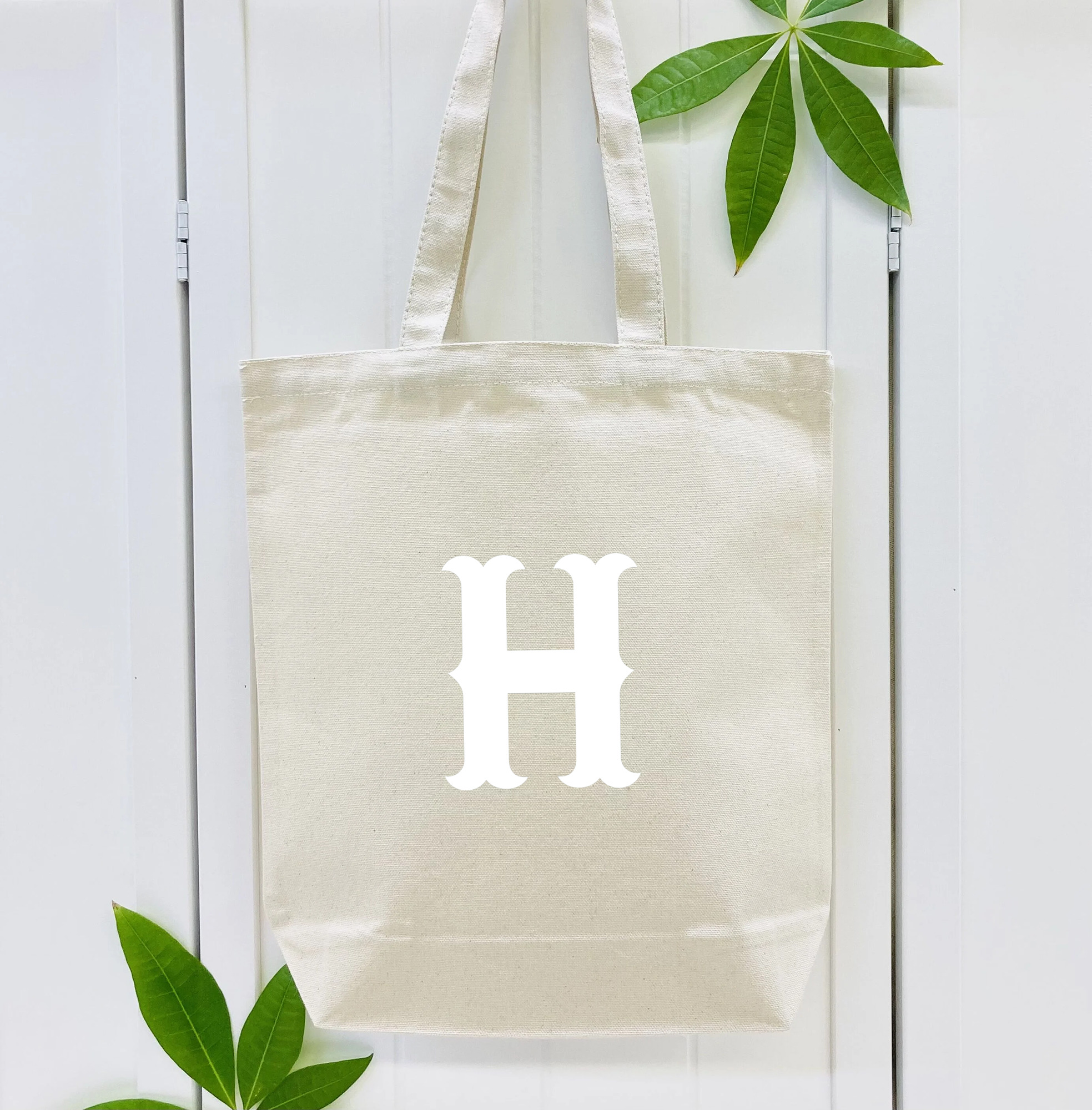 HIROSHIMA TOYO CARP OFFICIAL FLAG Logo