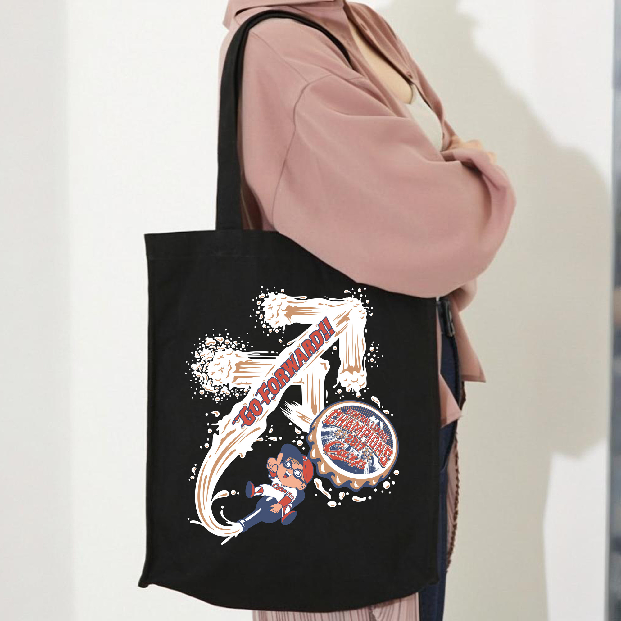 HIROSHIMA TOYO CARP 2017 GO FORWARD Logo