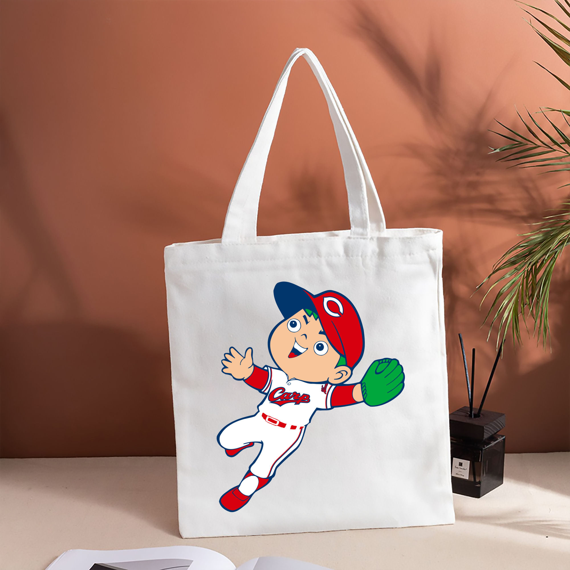 HIROSHIMA TOYO CARP CARP BOYA APPLICATION FLY CATCHING Logo