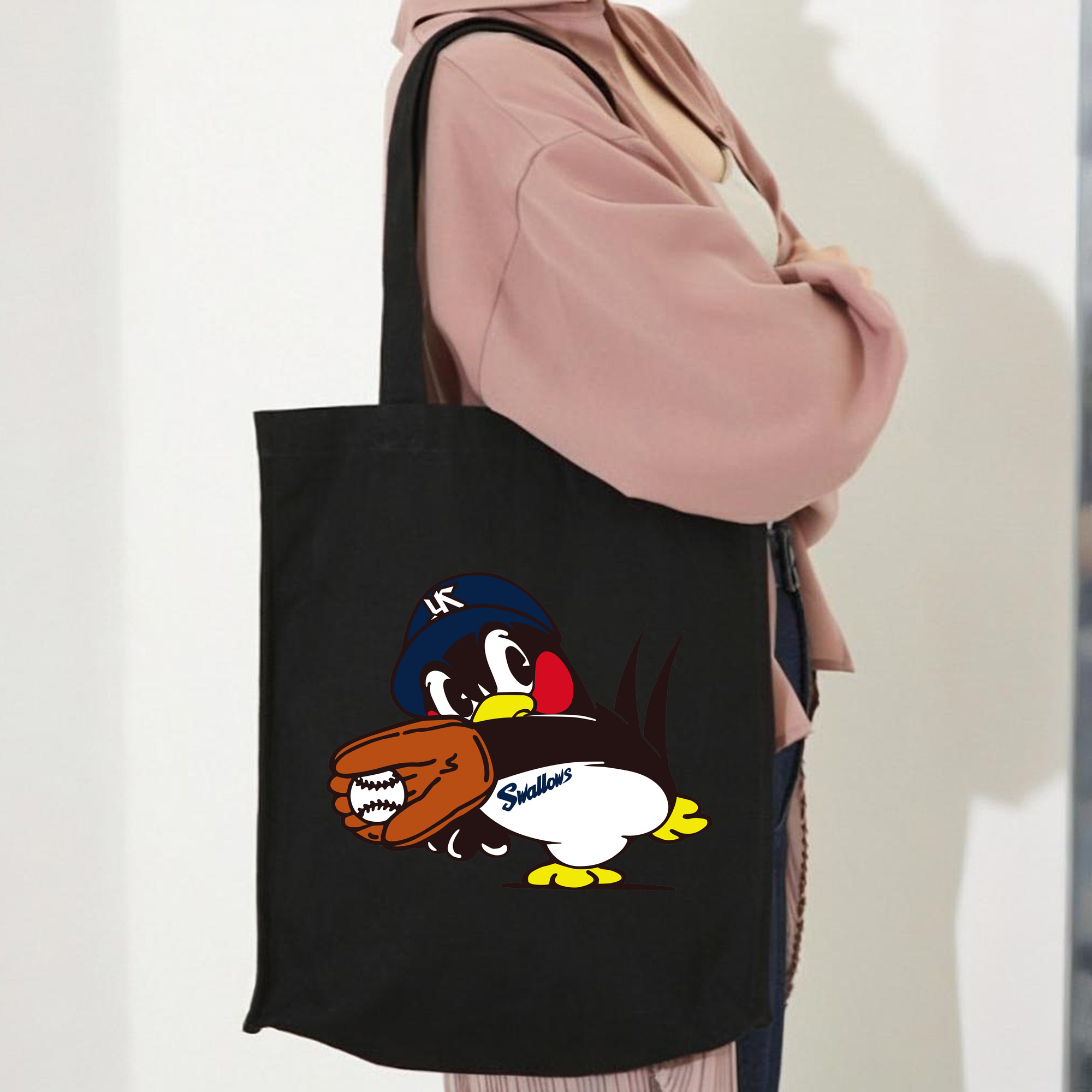 TOKYO YAKULT SWALLOWS MASCOT TSUBAKURO APPLICATION CATCHING