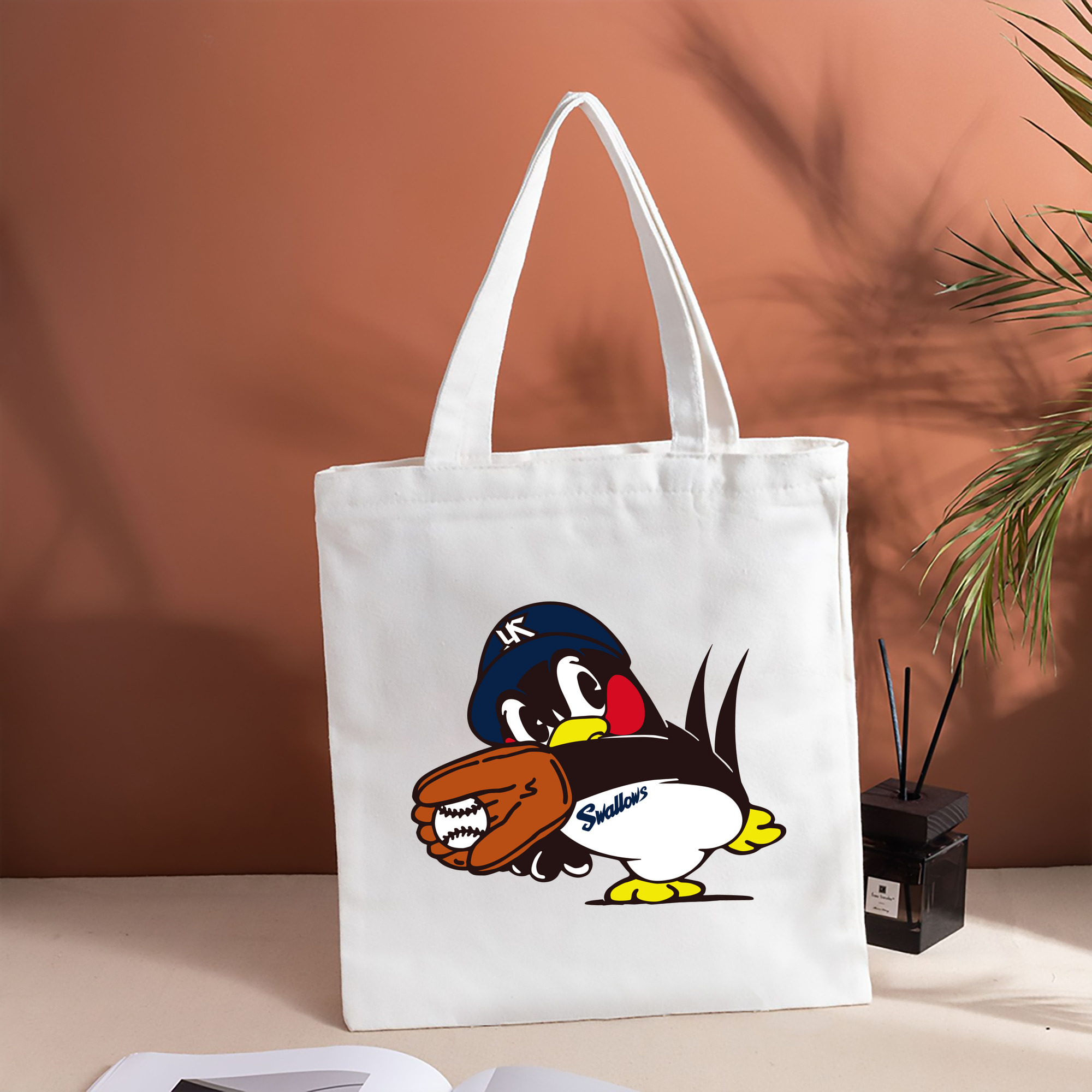 TOKYO YAKULT SWALLOWS MASCOT TSUBAKURO APPLICATION CATCHING