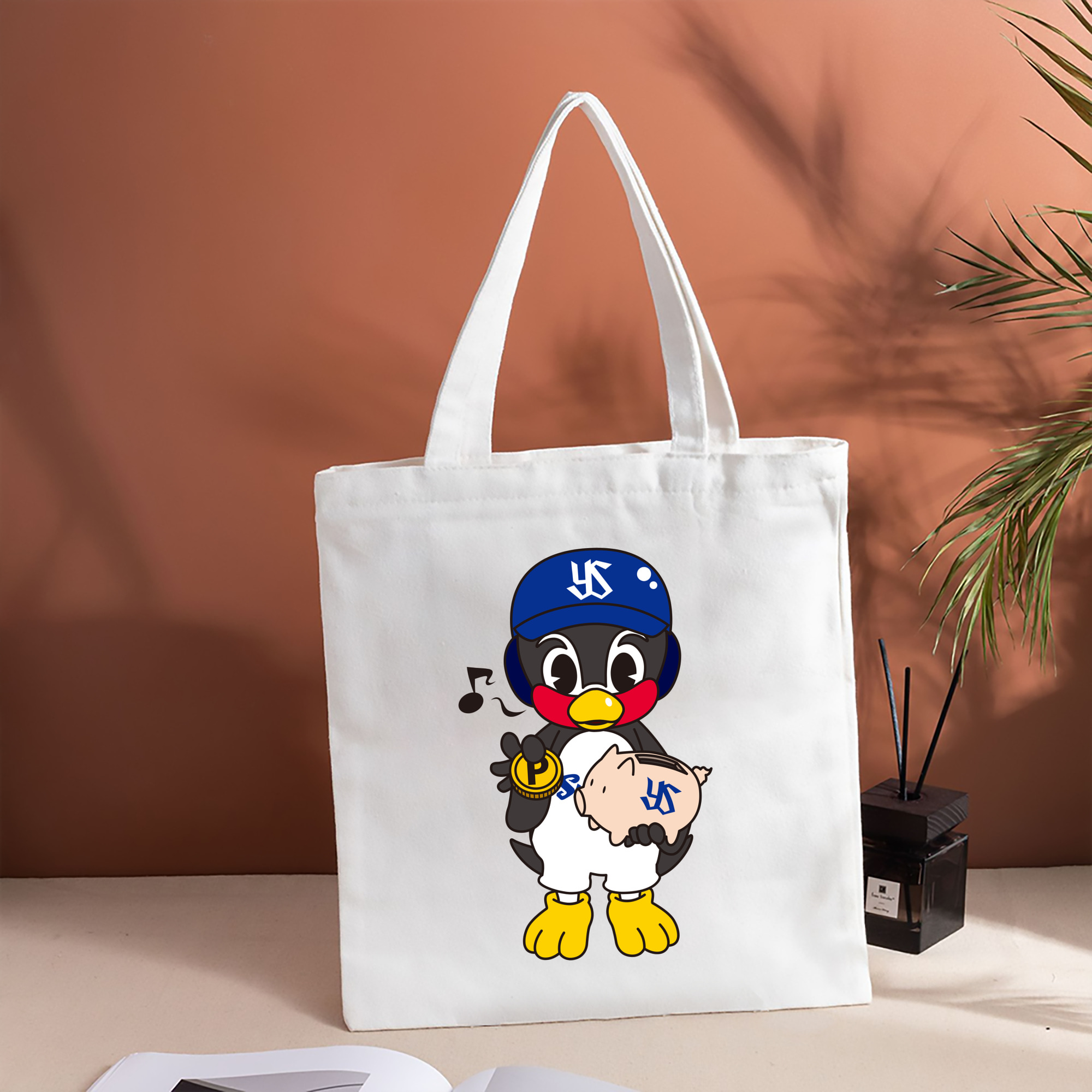 TOKYO YAKULT SWALLOWS MASCOT Logo
