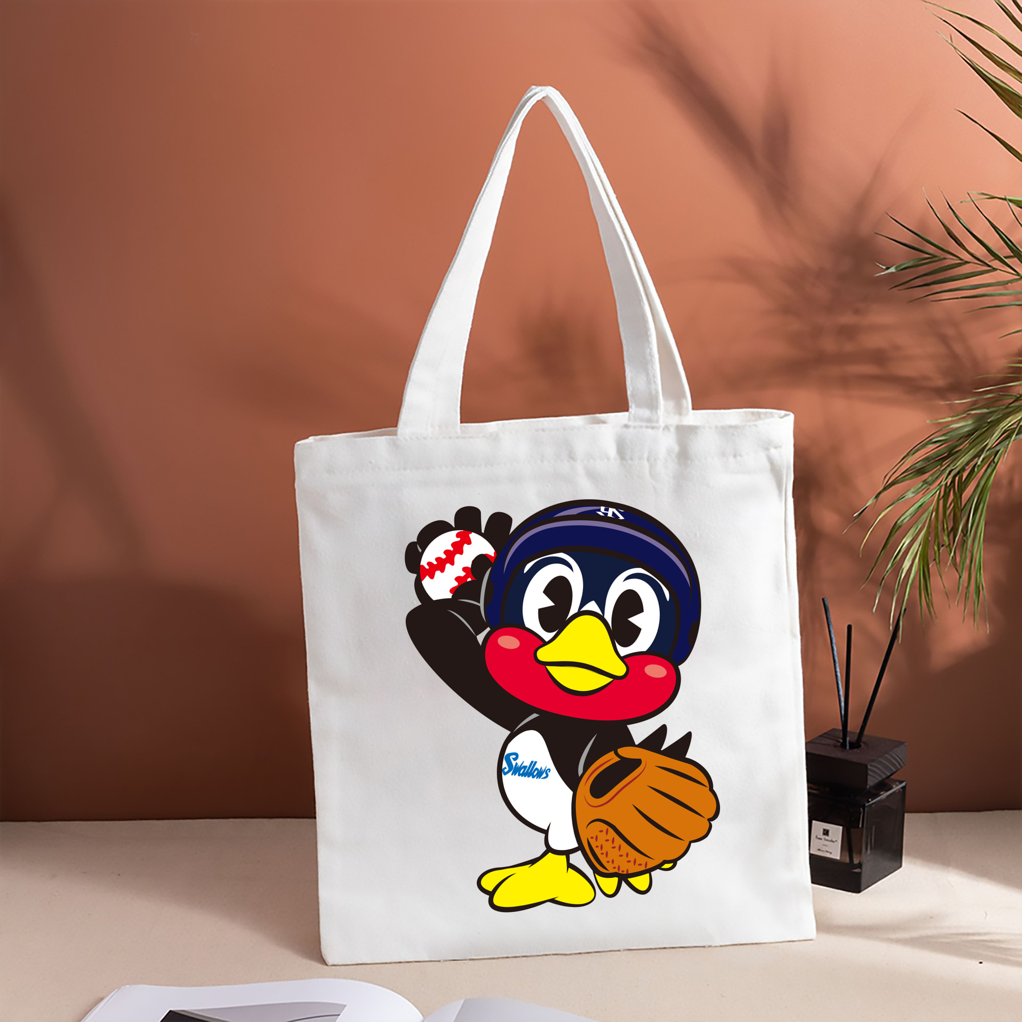 TOKYO YAKULT SWALLOWS MASCOT TSUBAKURO RIGHT-HANDED PITCHER APPLICATION Logo