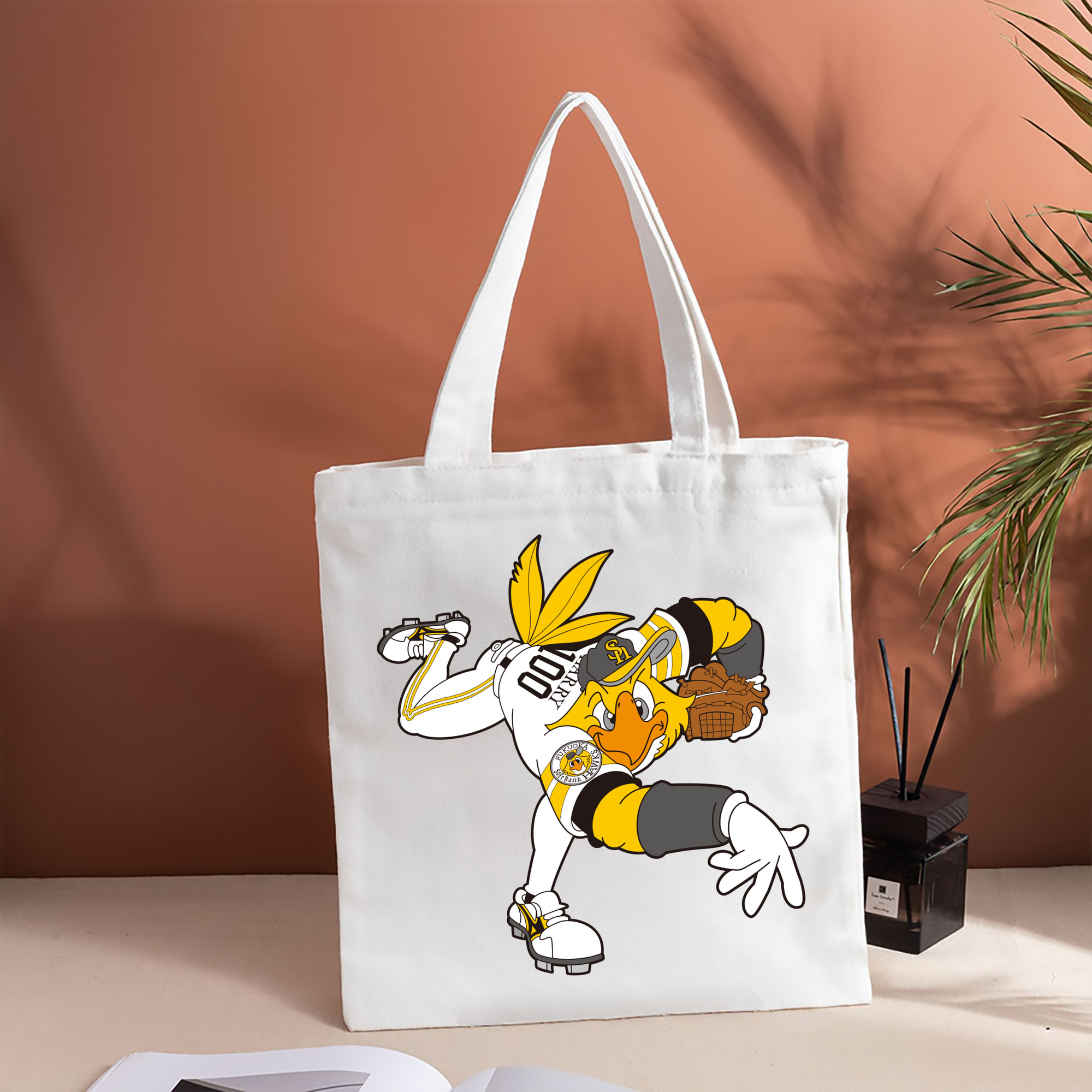 FUKUOKA SOFTBANK HAWKS MASCOT HARRY HAWK APPLICATION PITCHING Logo