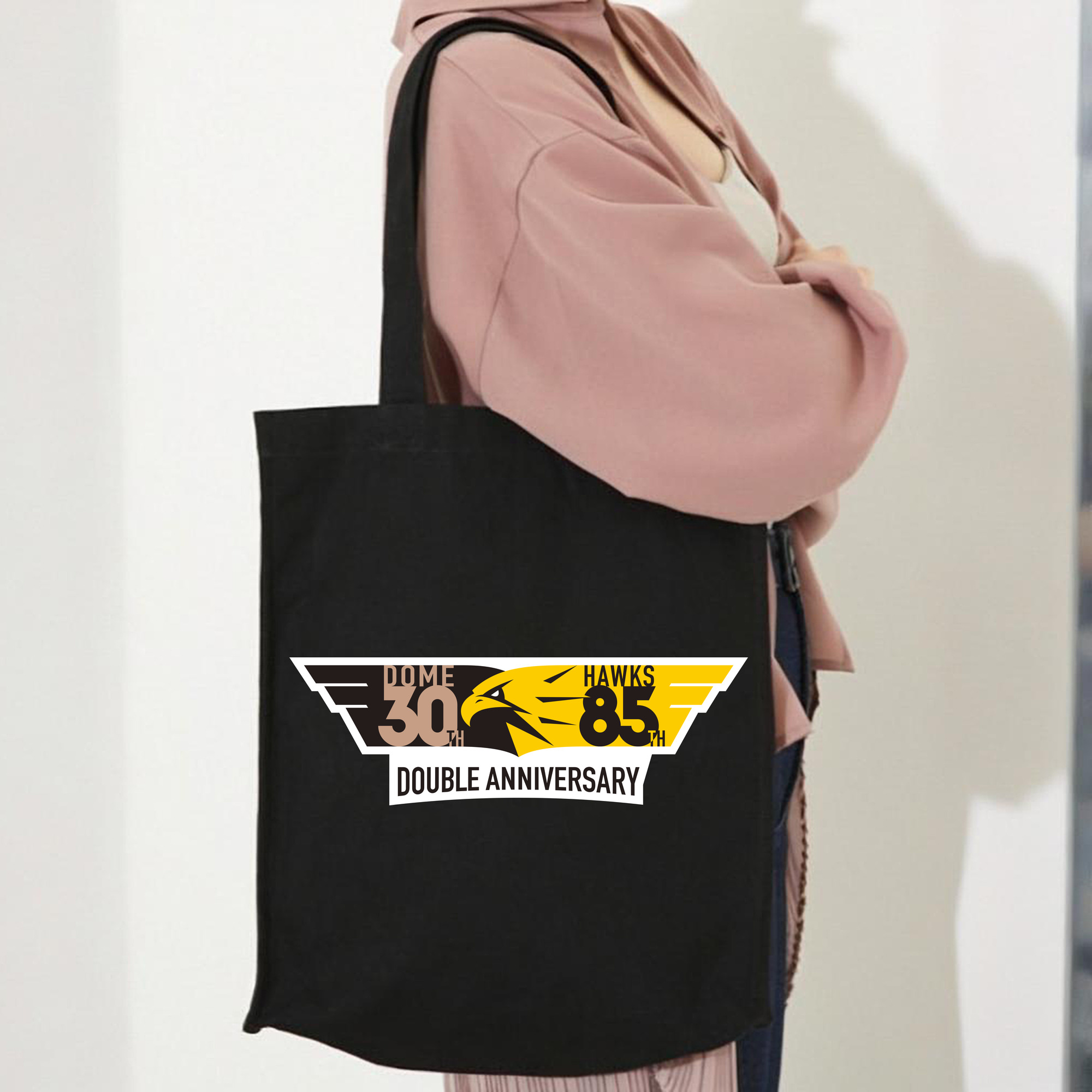 FUKUOKA SOFTBANK HAWKS DOME 30TH HAWKS 85TH DOUBLE ANNIVERSARY EMBLEM BACKGROUND Logo