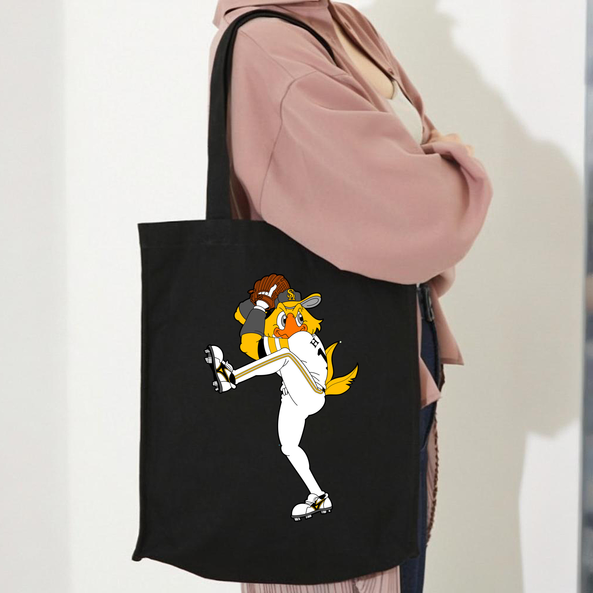 FUKUOKA SOFTBANK HAWKS MASCOT HARRY HAWK APPLICATION WIND UP Logo