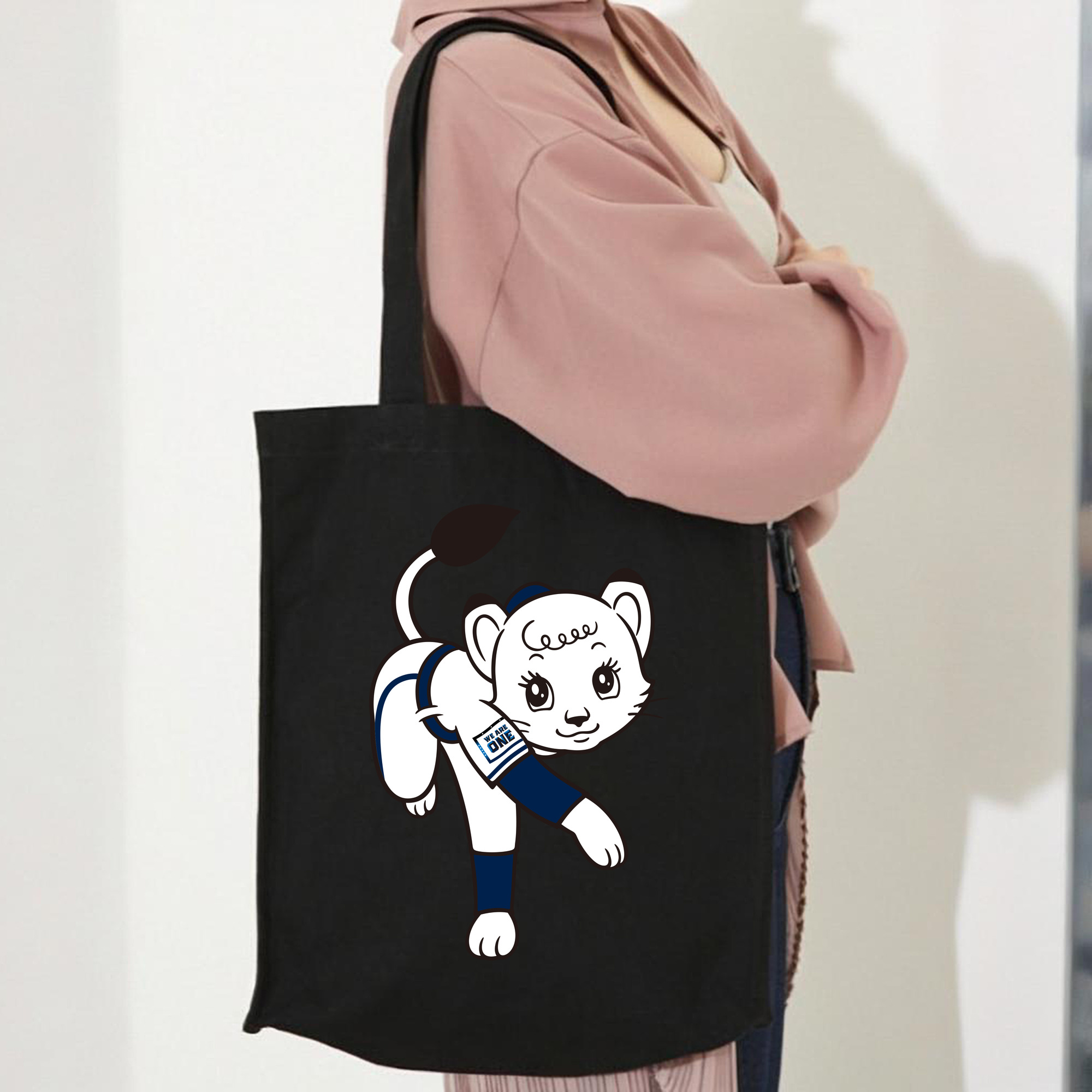 SAITAMA SEIBU LIONS MASCOT LINA APPLICATION PITCHING WE ARE THE ONE Logo