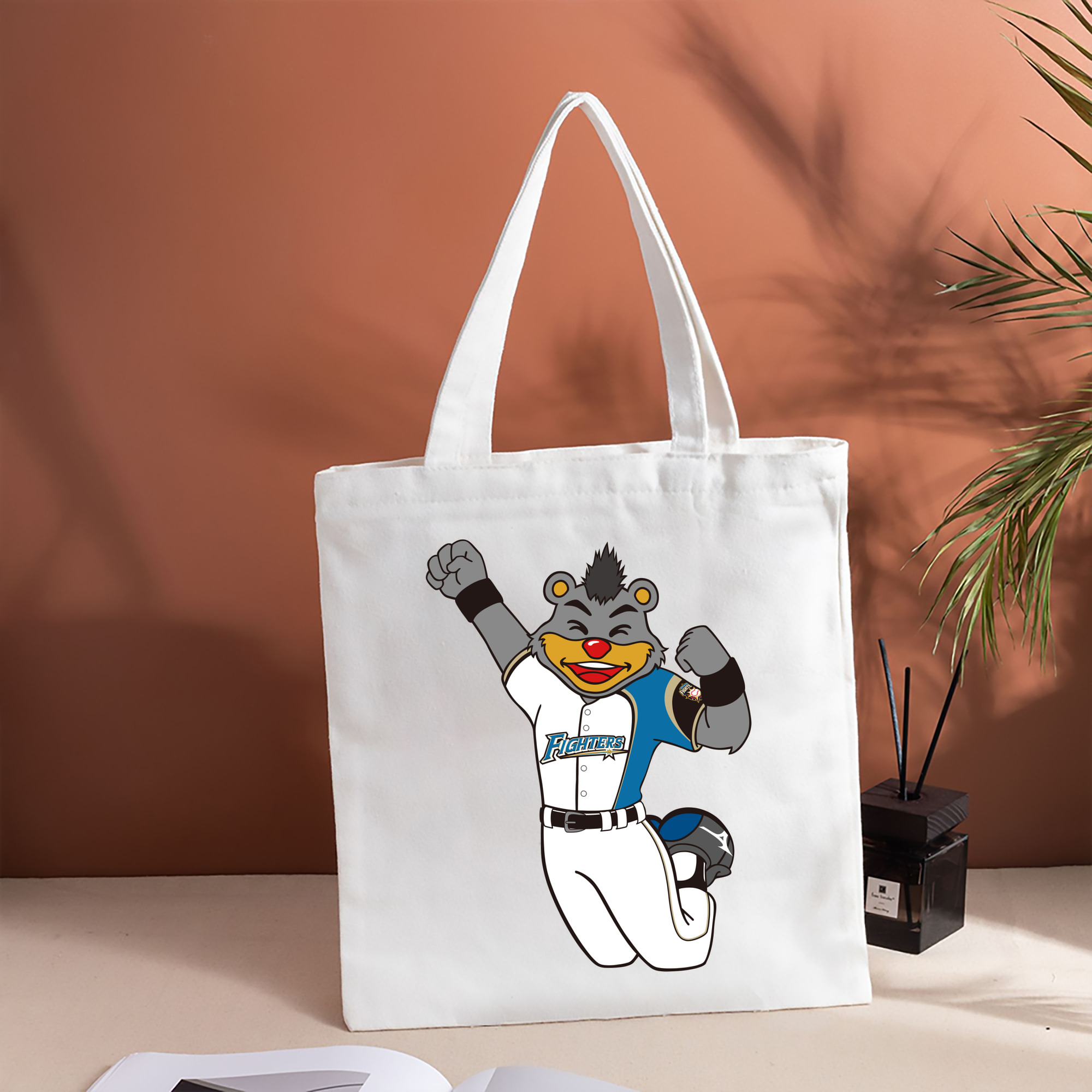 HOKKAIDO NIPPON-HAM FIGHTERS MASCOT BRISKY THE BEAR APPLICATION JUMPING Logo