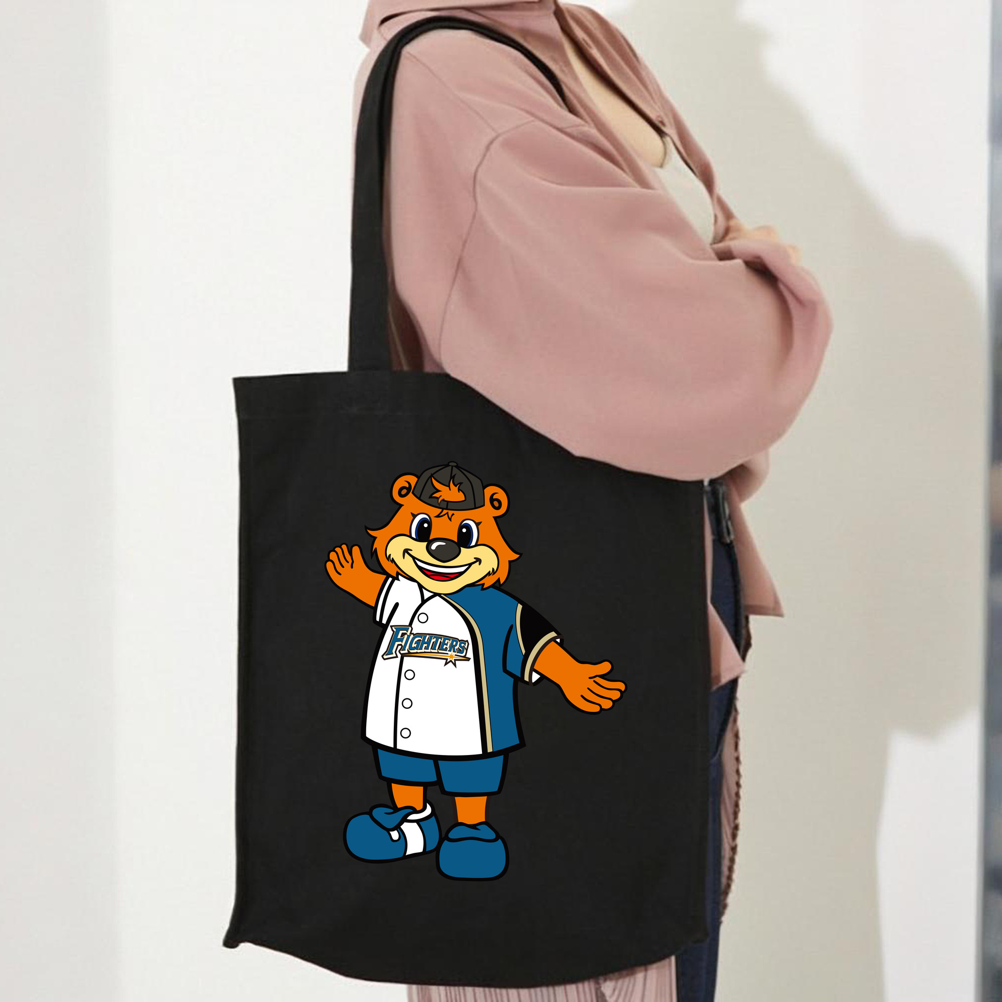 HOKKAIDO NIPPON-HAM FIGHTERS MASCOT CUBBY THE BEAR APPLICATION CONGRATULATIONS Logo