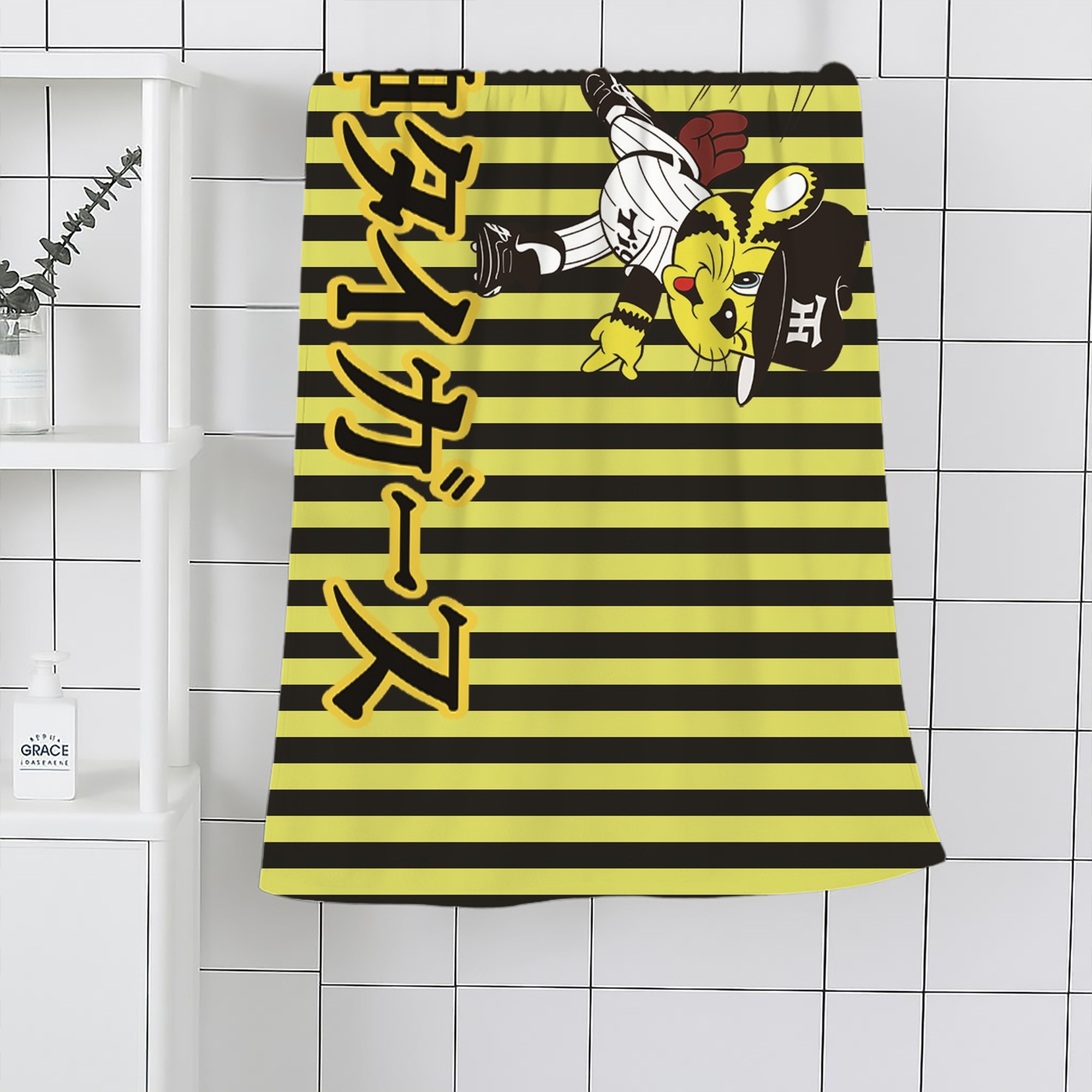 HANSHIN TIGERS MASCOT TO-LUCKY PITCHING